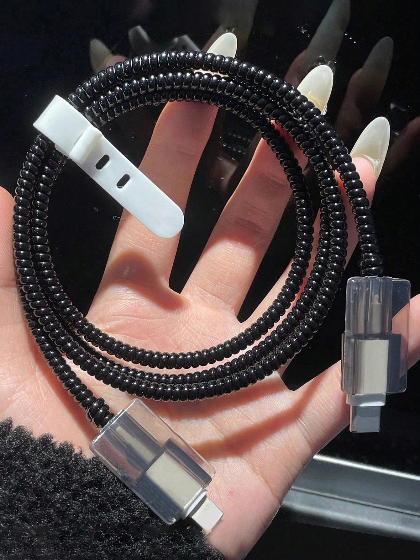 4pcs 1.5m Data Cable Protector Sleeves, Anti-Breaking Charging Cable Protector Covers, Compatible With 20W Fast Charging Cable Compatible With Iphone, Black Charger Protector