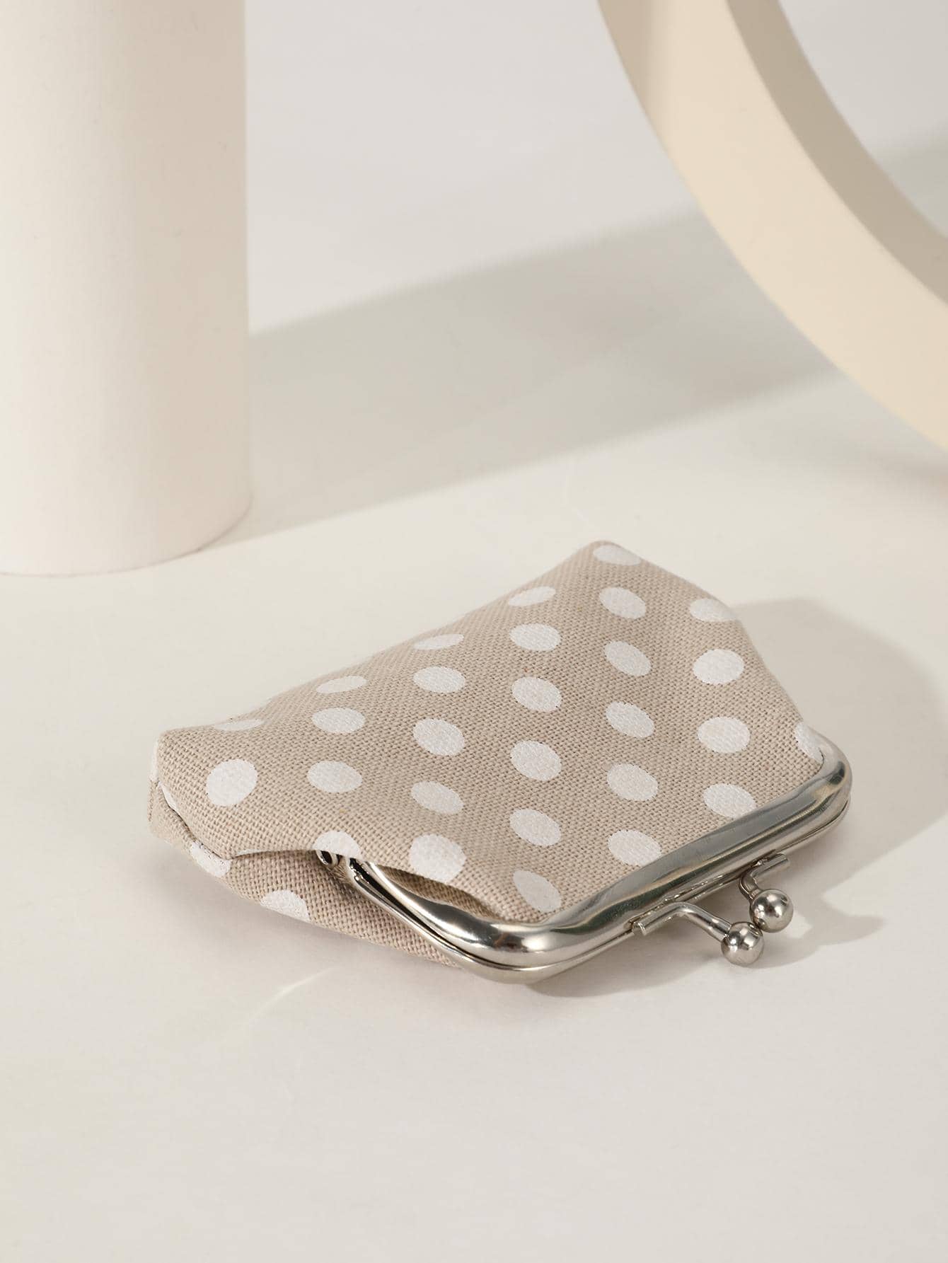 Polka Dot Perfection: Women's Fashion Versatile Kiss Lock Coin Purse, Travel Wallet, Mini Wallet