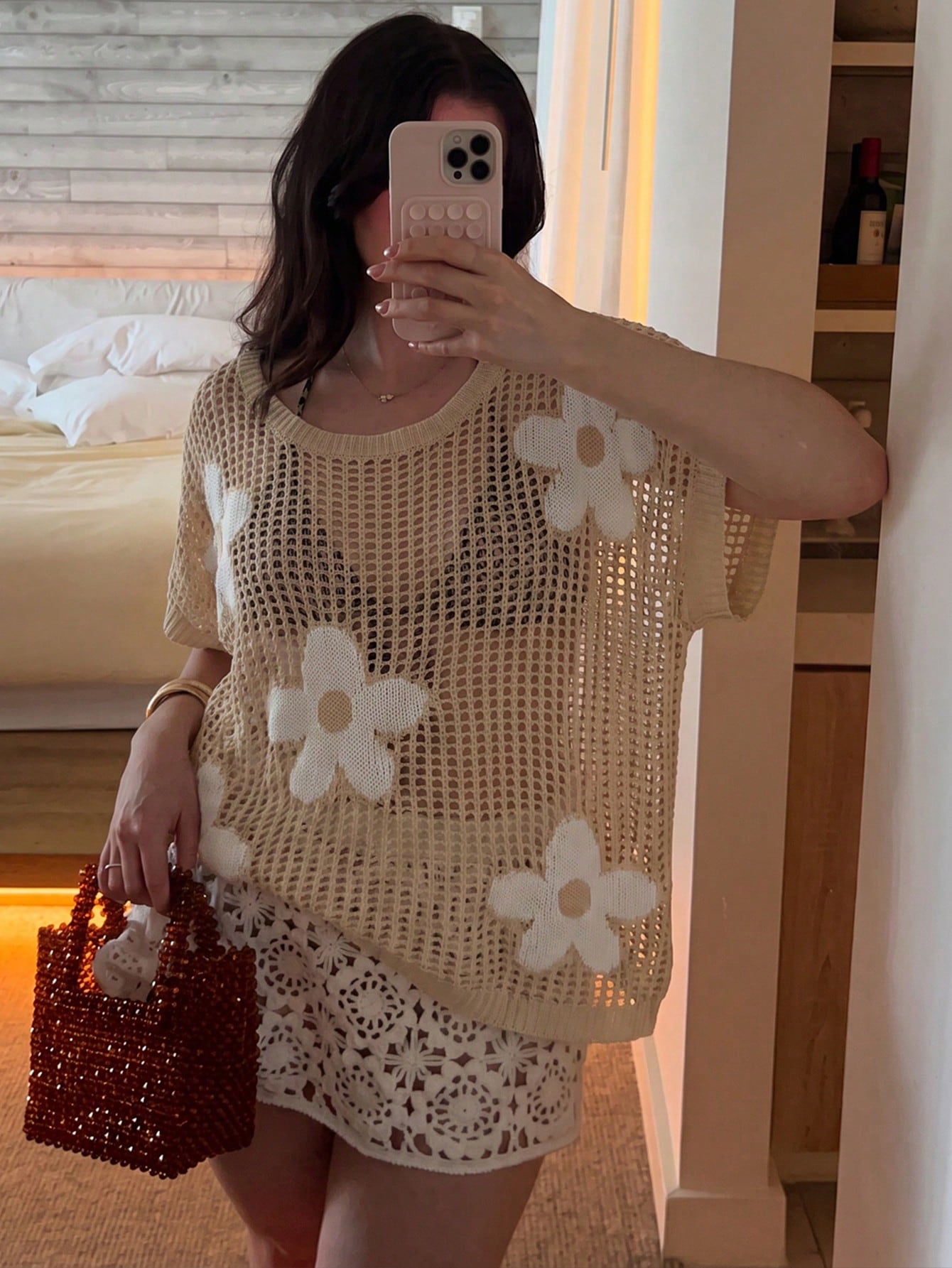 Yuu Plus Size Women's Bohemian Comfortable Fashionable Elegant Casual Knit Cover Up, Round Neck Short Sleeve Hollow Out Cover Up, Decorated With Flowers, Suitable For Beach Vacation, Summer Fashion It