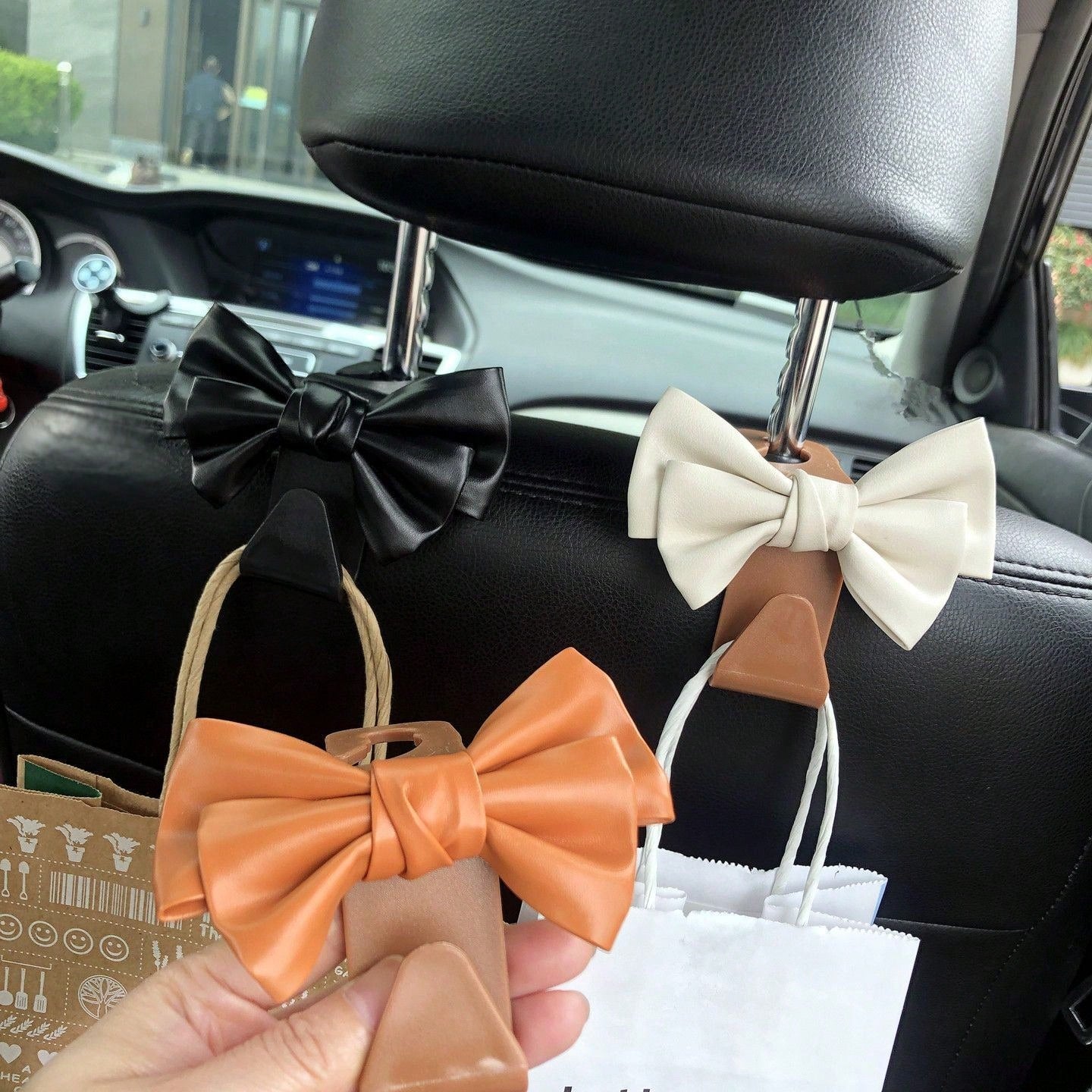 1/2pcs Elegant Bow Car Seat Organizer, Multi-Functional Car Storage Hook, Cartoon Creative Backseat Storage, Car Seat Hook Organizer, Car Storage Gadget, Unisex Car Accessories (Improved Processing, R