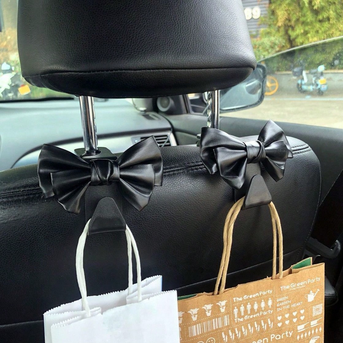 1/2pcs Elegant Bow Car Seat Organizer, Multi-Functional Car Storage Hook, Cartoon Creative Backseat Storage, Car Seat Hook Organizer, Car Storage Gadget, Unisex Car Accessories (Improved Processing, R