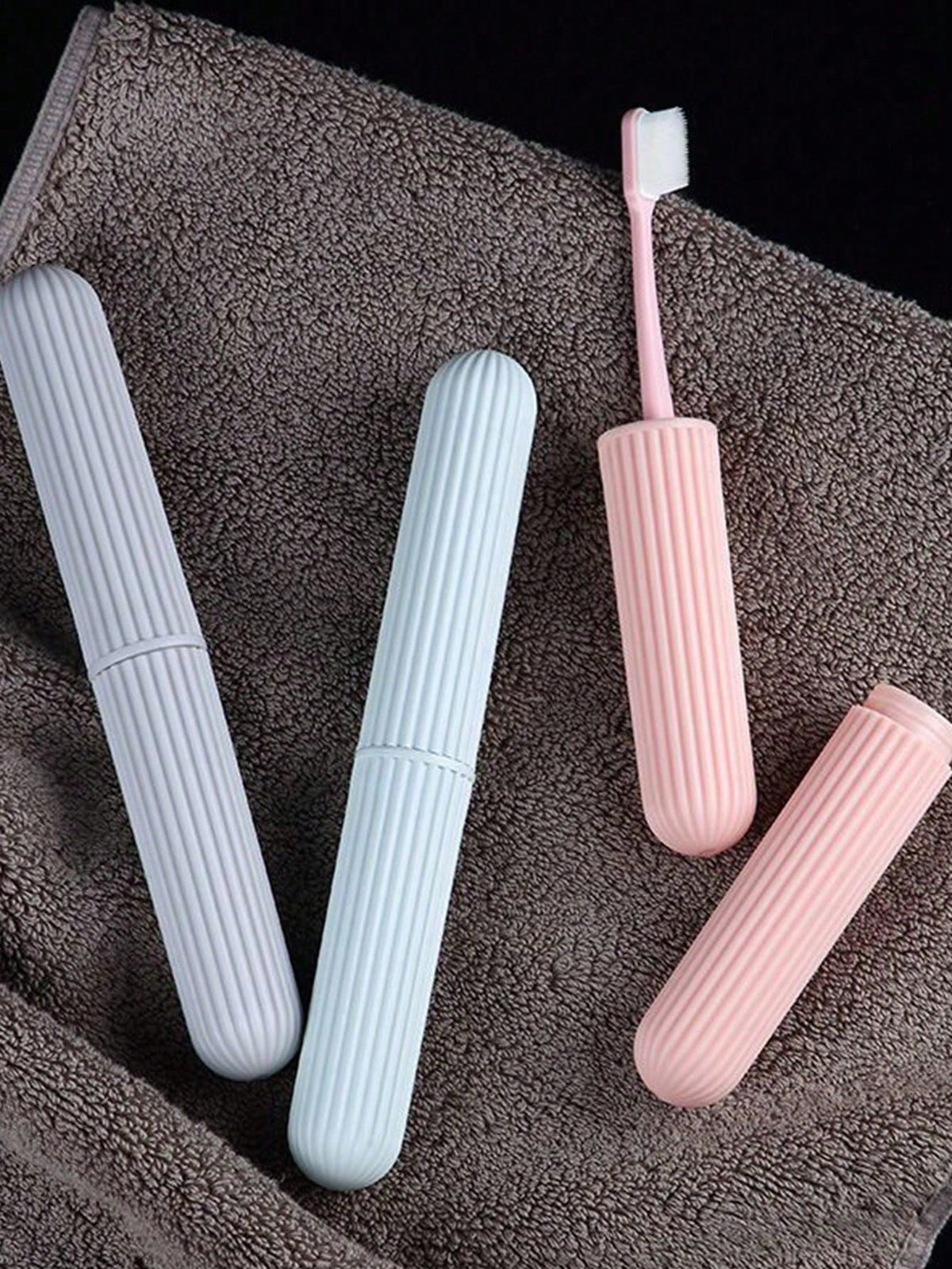 1/2pcs Portable Travel Toothbrush Holder,Anti-Slip Striped Toothbrush Storage Boxes,Toothbrush Cover/Case,University/Camping/Travel Essentials,Summer Travel Accessories,Back To School Supplies,Bathroo
