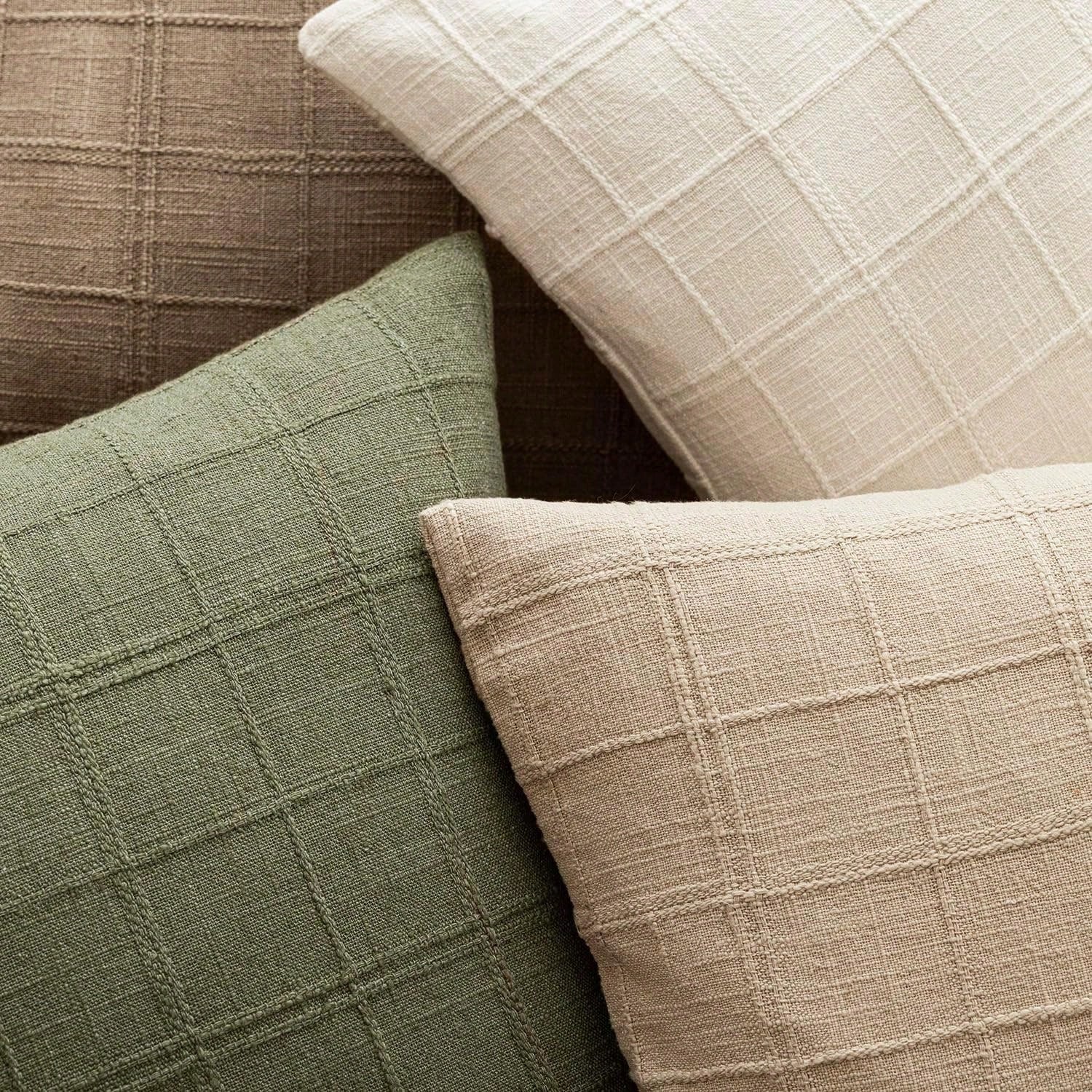 1/2pcs Sage Green (Without Filler) Classic Plaid Throw Pillow Cover, Fashionable Minimalist 3D Grid Style Vintage Texture Cushion Cover, Suitable For Home Sofa, Bedroom, Decor, Gift, Party, All Season