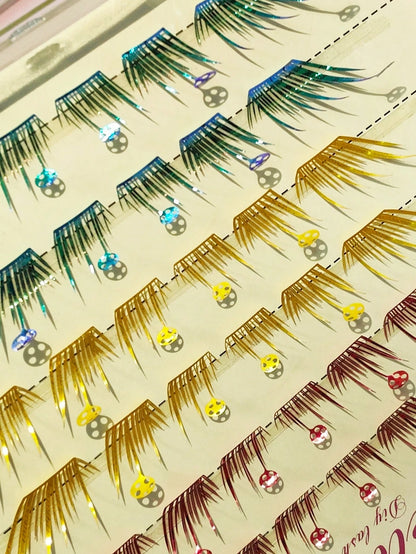 1 Box 6-Row 36pcs Segmented False Eyelashes, Exaggerated Colorful Stage Performance COSPLAY Football Theme Eyelashes, Football Cheerleading Support, Bar Game Watching, Festival Party, Laser Gradient S
