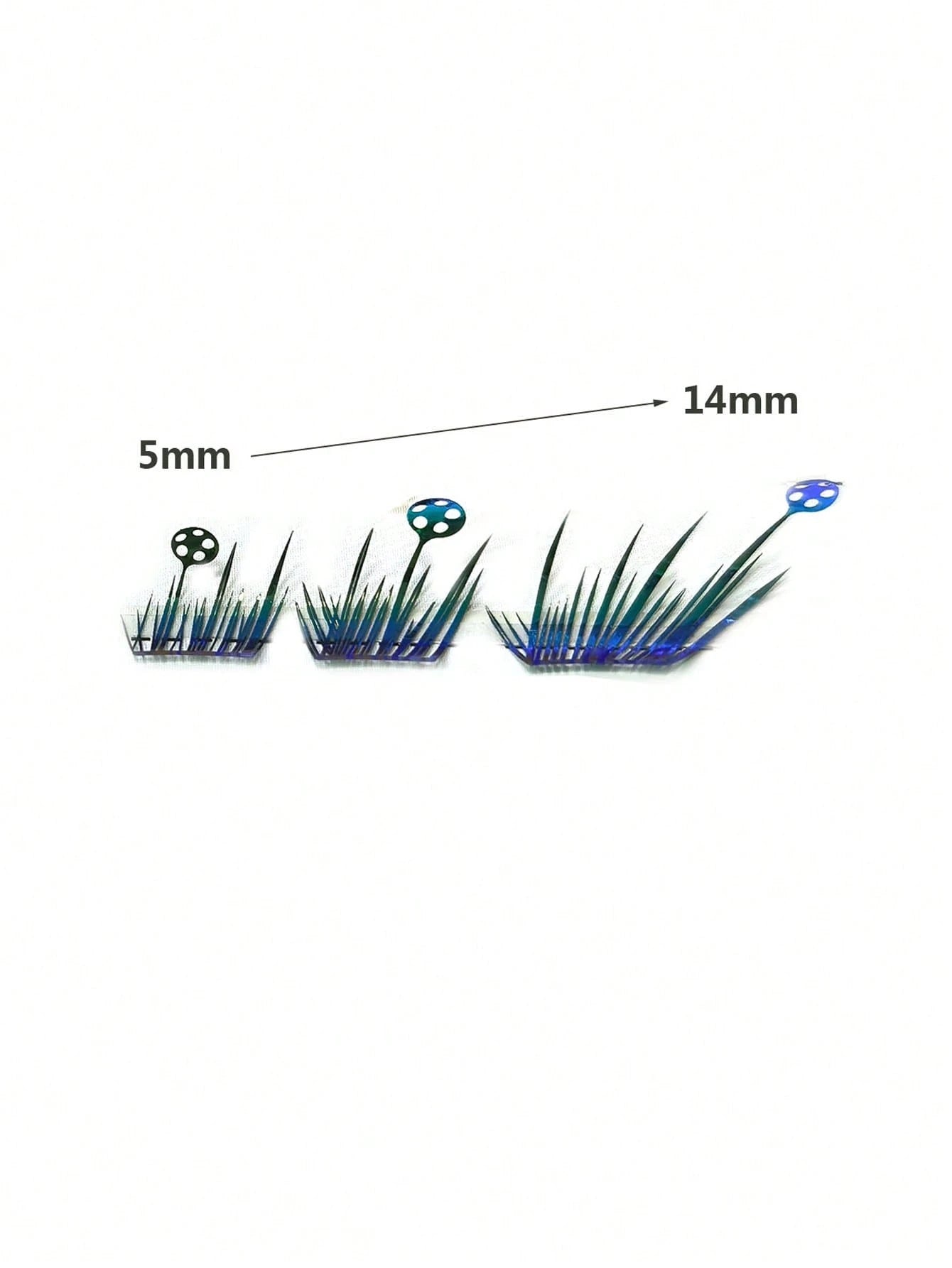 1 Box 6-Row 36pcs Segmented False Eyelashes, Exaggerated Colorful Stage Performance COSPLAY Football Theme Eyelashes, Football Cheerleading Support, Bar Game Watching, Festival Party, Laser Gradient S