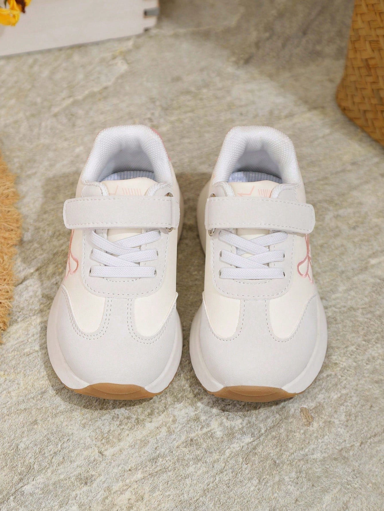 1 Pair New Kids Girls Cute Versatile Bowknot Chunky Sneakers, Casual Soft Sole White Shoes For Toddlers