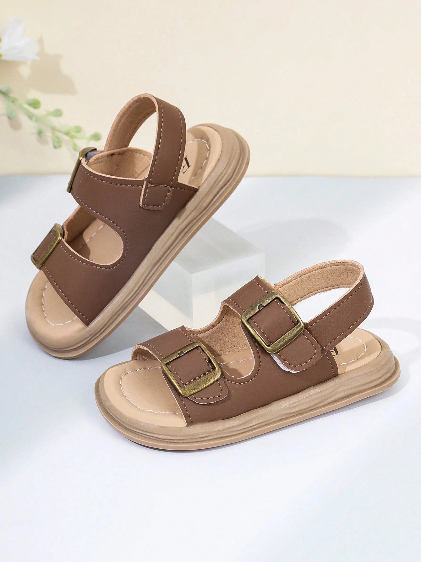 1 Pair Of Unisex Children Sandals With Double Hooks And Loops, PU Anti-Slip Sole, Open Toe, Low Cut Design And 2 Adjustable Straps With Heel For Sports And Beach, Suitable For Various Occasions In Sum