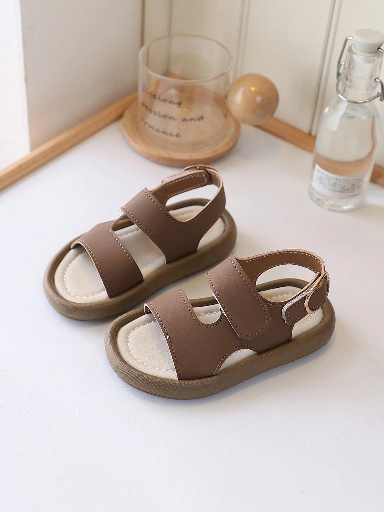 1 Pair Solid Color Baby Sandals, Boys & Girls Fashion Hook And Loop Closure Beach Sandals