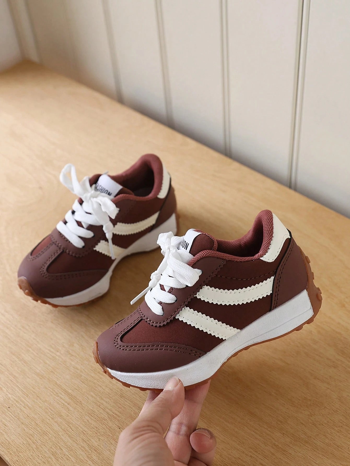 1 Pair Unisex Casual Lightweight Sneakers, Fashion Versatile Running Sports Shoes, Spring/Autumn New Arrival