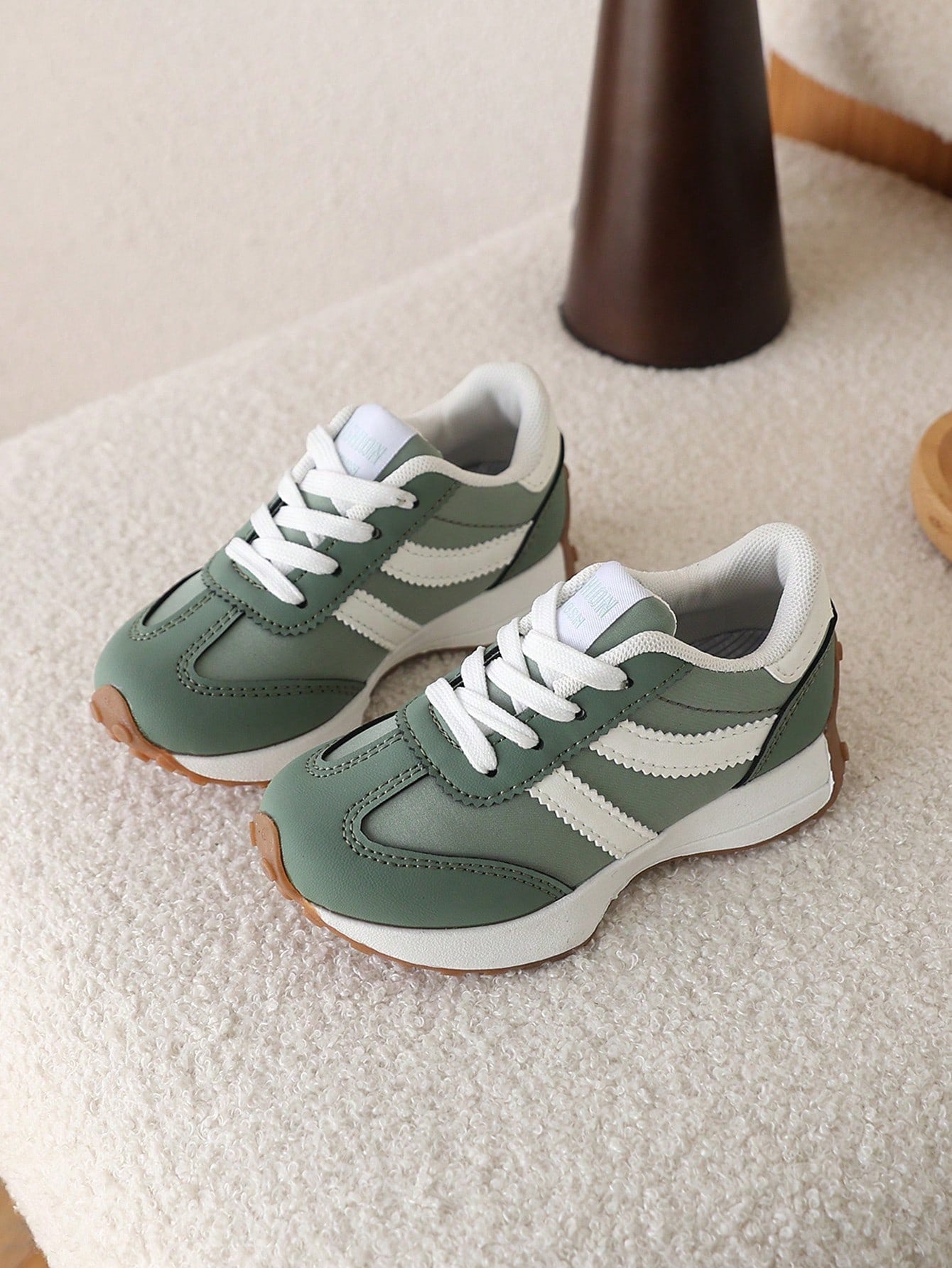 1 Pair Unisex Casual Lightweight Sneakers, Fashion Versatile Running Sports Shoes, Spring/Autumn New Arrival