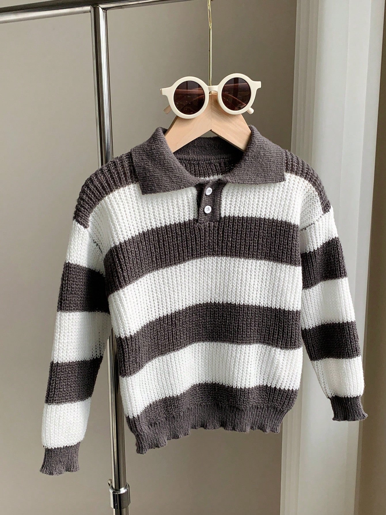 1 Piece Young Boy Casual College Comfortable Fashion Simple Practical All-Match Soft Comfortable Loose Striped Polo Sweater Suitable For Birthday Parties, Parties, Shows Suitable For School Back