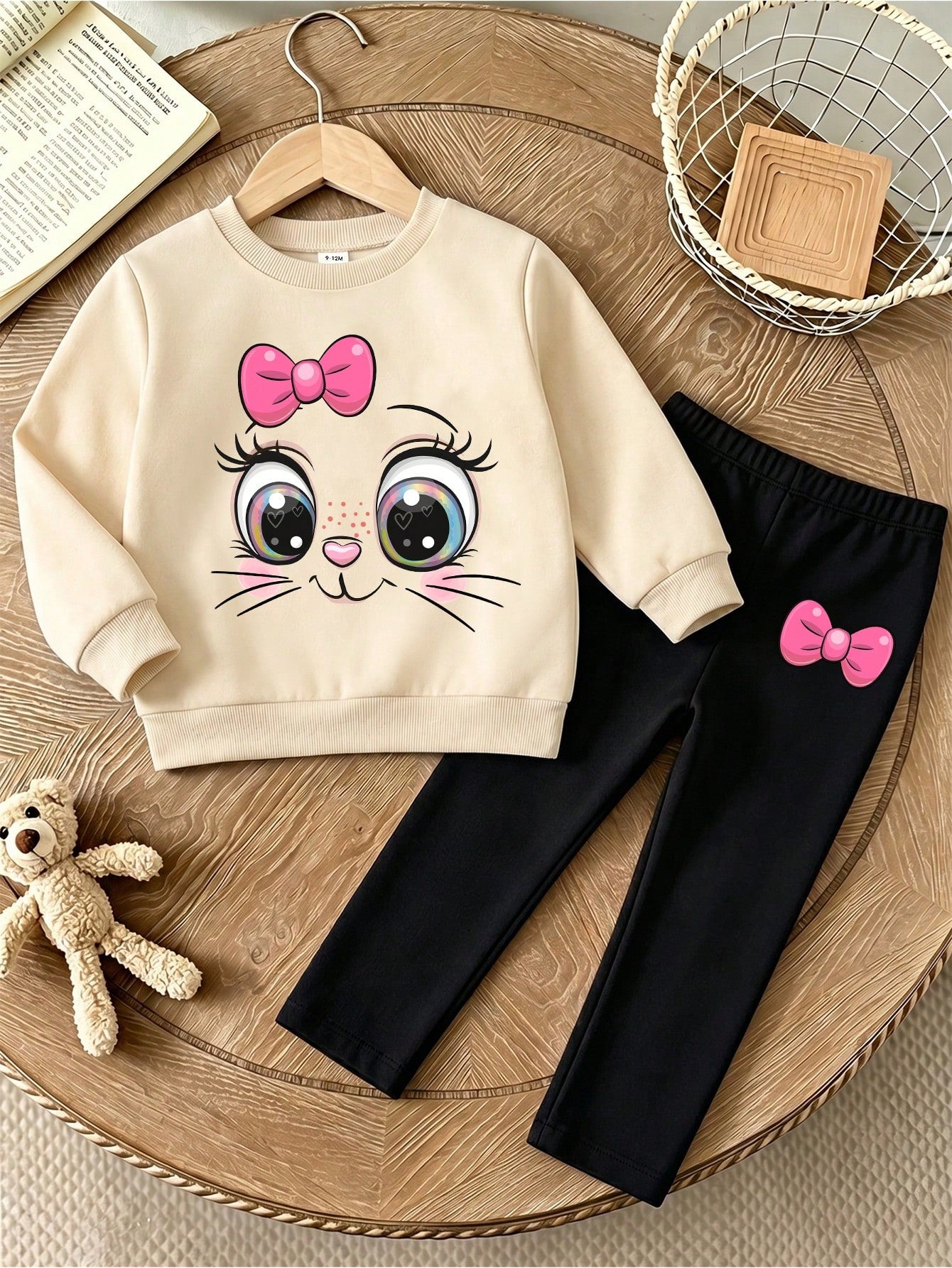 1 Set Baby Girl Sweet Cute Fashion Expression Element Pattern Print Crew Neck Sweatshirt With Matching Print Pattern Leggings Outfit, Suitable For Autumn/Winter Daily Wear