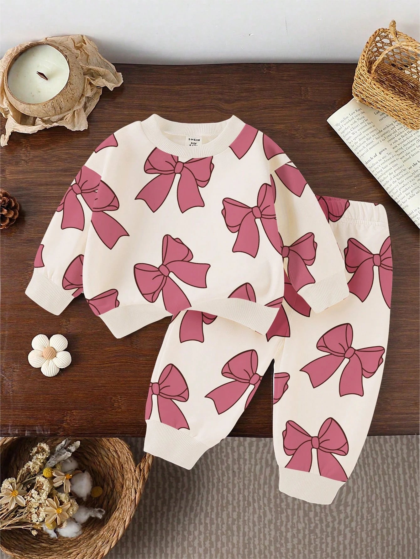 1 Set Baby Girls Cute Graphic Raccoon & Bow Heart "CUTE BUT " Letter Print Crew Neck Sweatshirt And Sweatpants Set,Light Pink,Autumn,Work,Casual