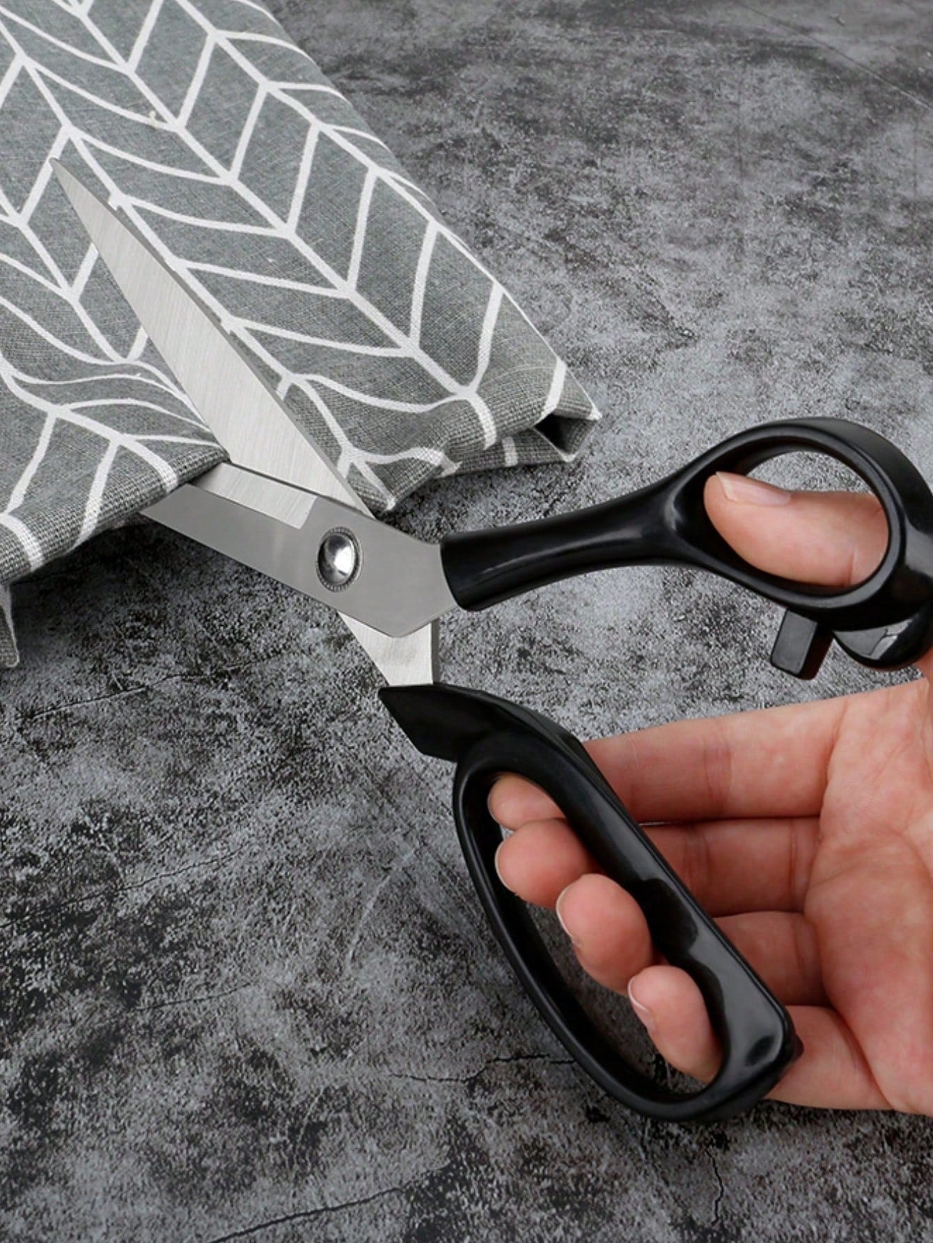 10-Inch Heavy Duty Professional Tailor Scissors- Ultra Sharp Industrial Grade Shears, Suitable For Cutting Fabric, Leather| Ideal For Home, Office, Artists And Sewing Enthusiasts
