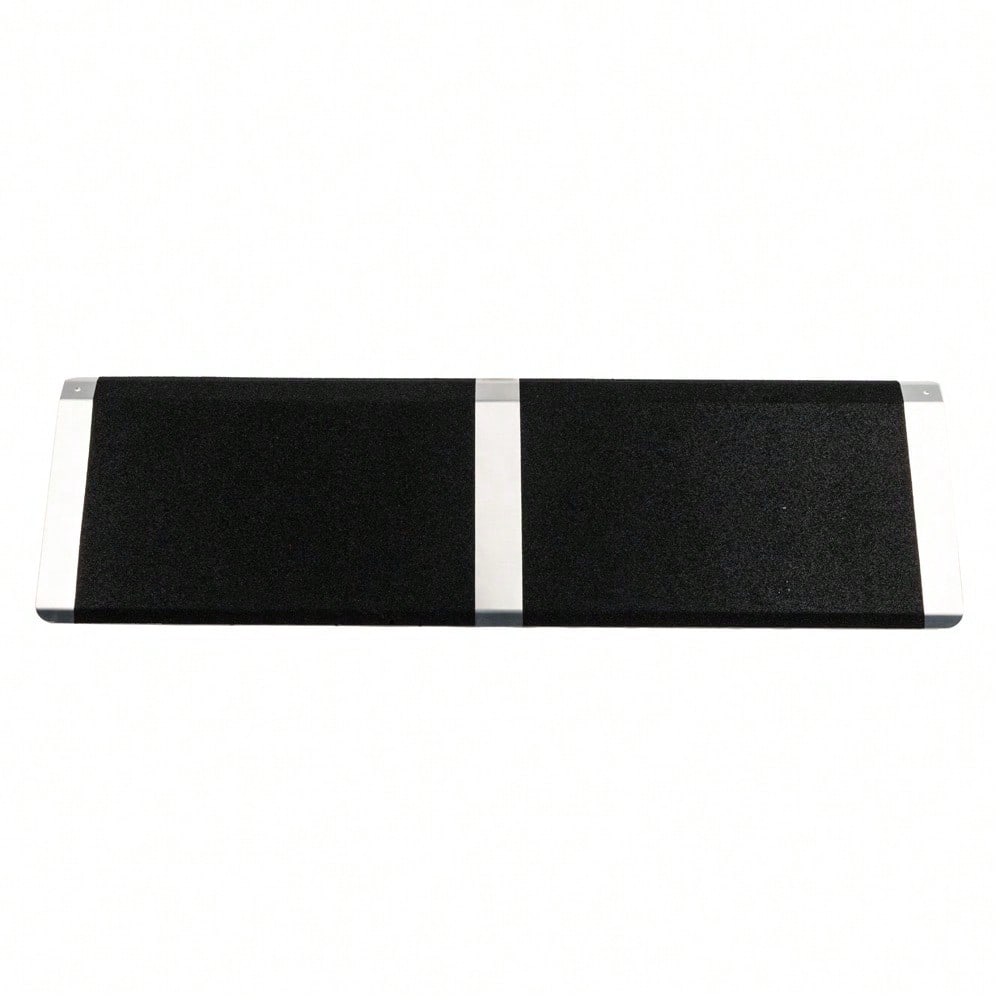 10"X32" Ramp 10 Sandpaper-Covered Ramp *1