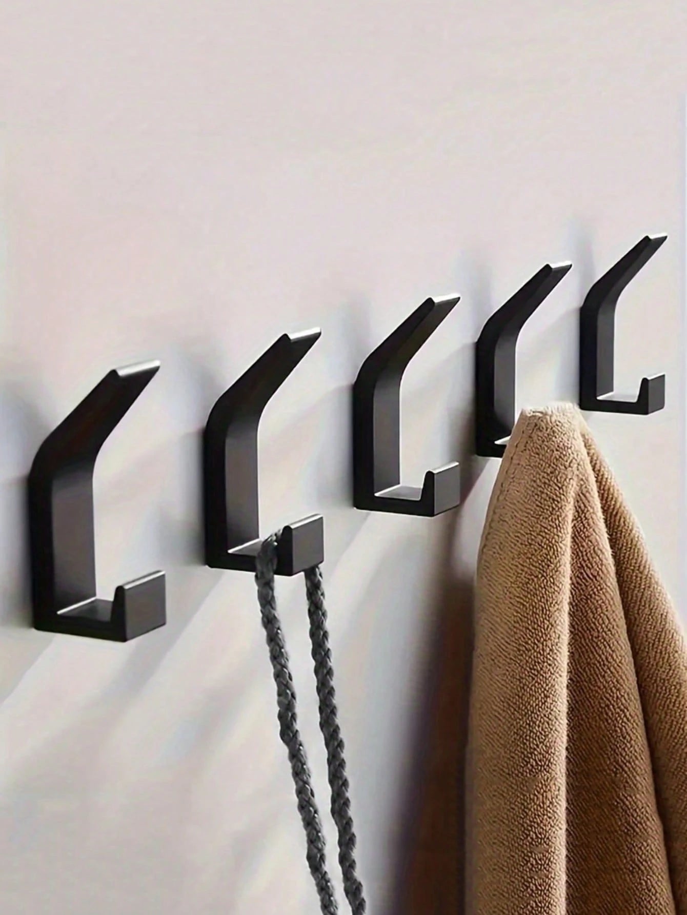 10pcs/5pcs Multifunctional Hooks- No Drilling Required, Bathroom Plastic Towel Hooks, Wardrobe Hangers, Bedroom Bathrobe Hooks, Kitchen Hooks, Household Item, Casual Style, Suitable For Bedroom, Bath