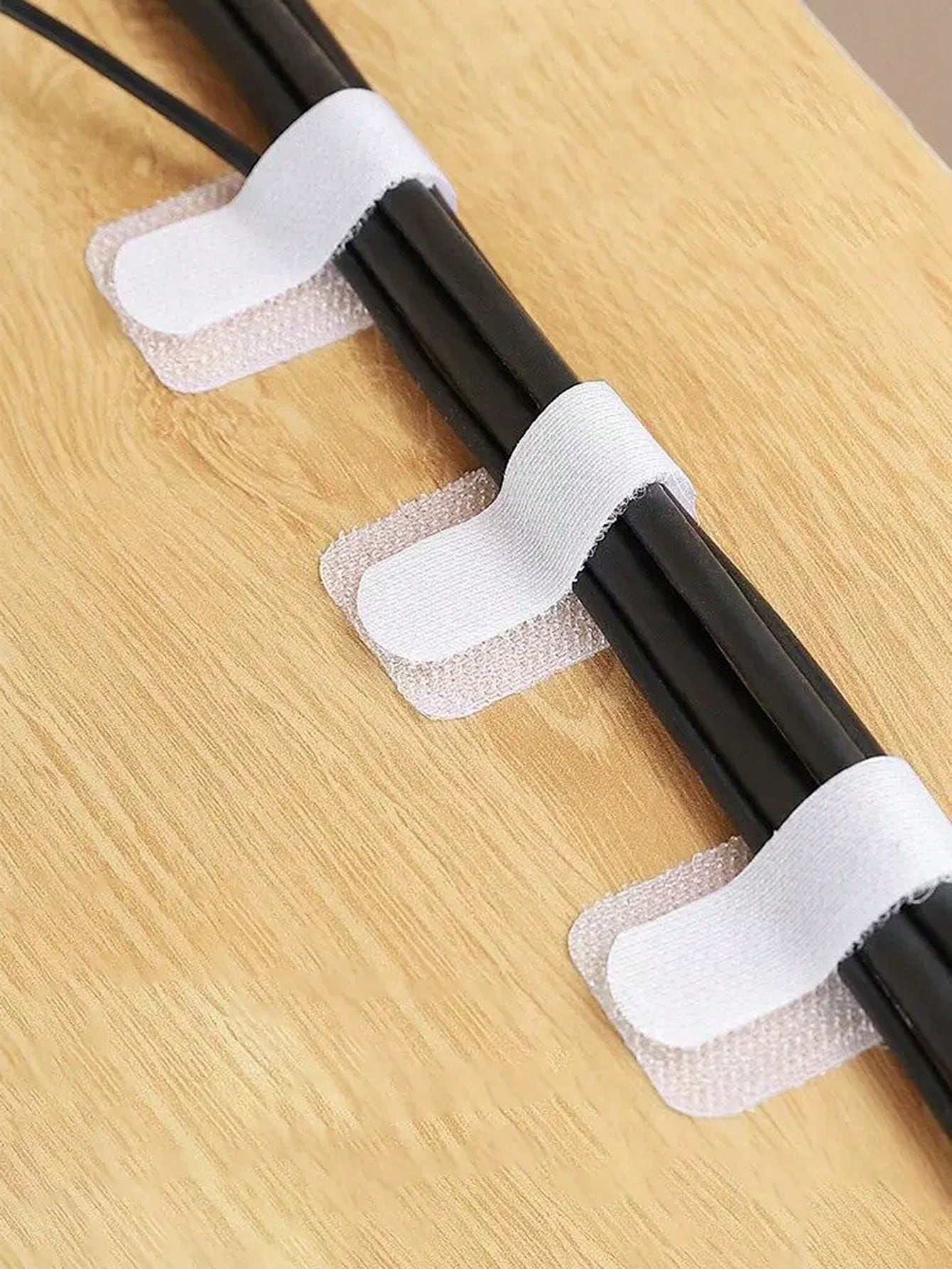 10pcs Data Cable Clip