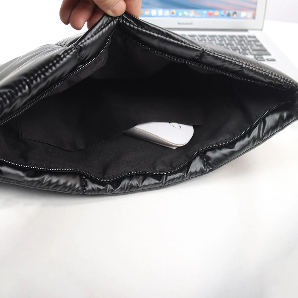 11-16 Inch Puffy Laptop Sleeve, Quilted Metallic Black/Silver Protective Case For 11",13-14", 15-16" Chromebook PC Notebook, Laptop Cover Bag