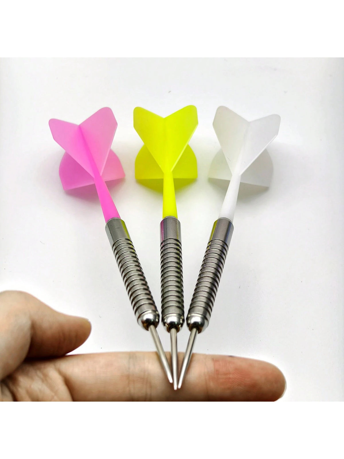 18pcs/Set Colorful 2BA High Hardness Semi-Transparent Dart Flights- Customizable Colors- Fit & Non-Deformation Material- Improve Accuracy & Control,Adult Party Games Suitable For Halloween/Christma
