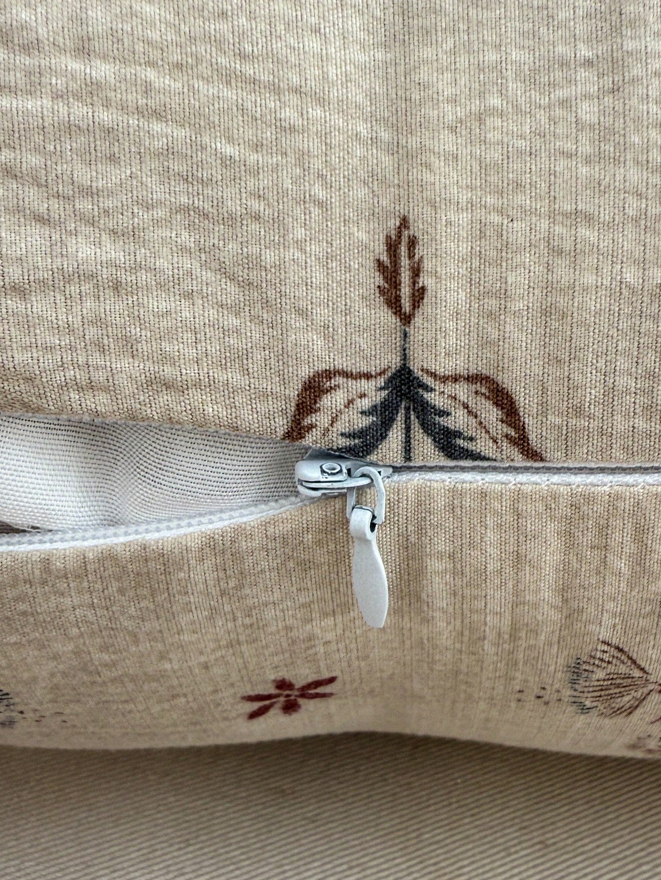 1pc, 100% Polyester Linen-Like Fabric, Hidden Zipper, Decorative Pillow Cover, No Filling, Suitable For Living Room, Dining Room And Bedroom Decor, Soft And Comfortable, Minimalist Style.