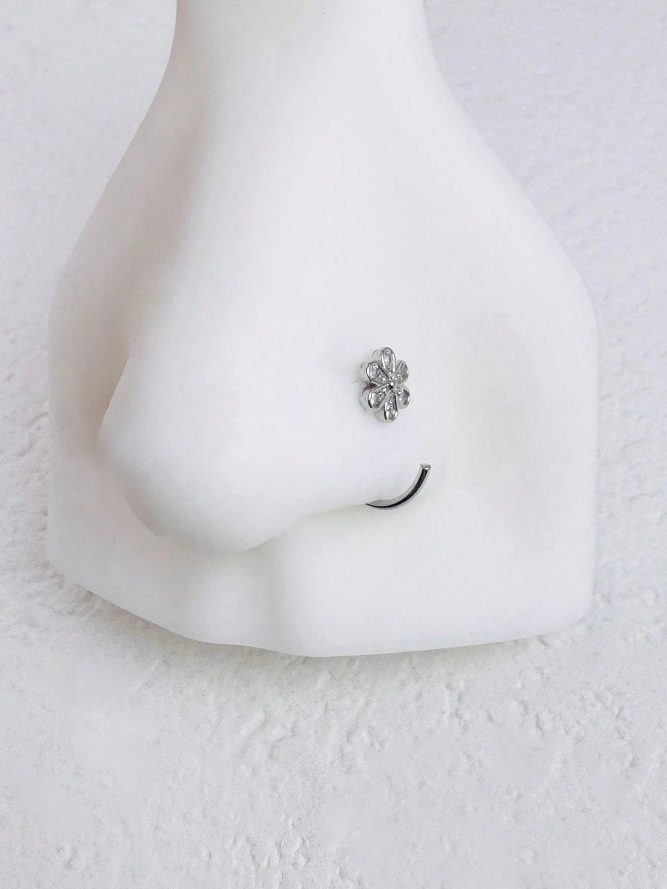 1pc 18K Gold Plated Stainless Steel C-Shaped Mini Zirconia Flower Nose Ring, Hypoallergenic Lightweight Nose Jewelry Earring Nose Piercing Jewelry Lip Ring Nose Ring Women Lip Ring Earring Cartilage R