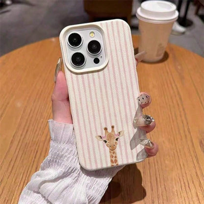 1pc 1pc TPU Material Cute Bowknot Giraffe Striped Pattern Phone Case Compatible With 17 Pro Max/17/16 Pro Max/15/13/12/11, S20 FE/A15/S24/A55, Note 11/Note 12/Note 13 Pro, Full Coverage Anti-Drop So