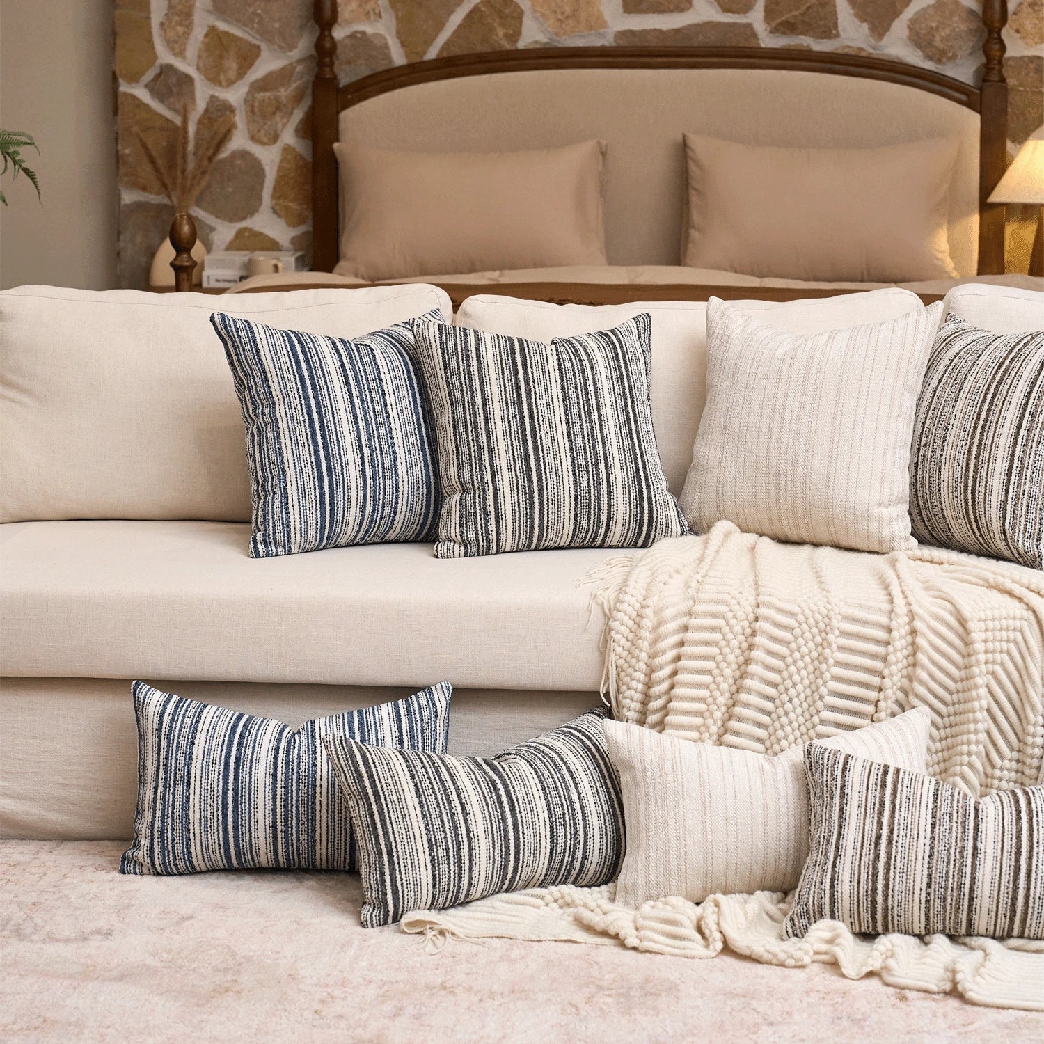 1pc/2pcs Luxury Chenille Striped Decorative Throw Pillow Cover, Without Pillow Insert, Black & Beige Boucle Texture, Square Shape, Suitable For Sofa, Living Room, Bedroom, Farmhouse, Also As Gift