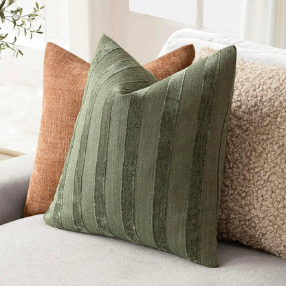 1pc/2pcs Olive Green 3D Striped Throw Pillow Cover (Pillow Insert Not Included), Modern Fashionable Soft Chenille And Faux Linen Blend Dual-Tone Striped Comfortable Cushion Cover, Suitable For Home So