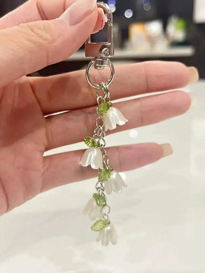 1pc/2pcs Women's Elegant Lily Of The Valley Keychain, Lily Of The Valley Beaded Pendant, Fresh Style Hanging Decoration Suitable For Bags, Backpacks And Car Key Fobs