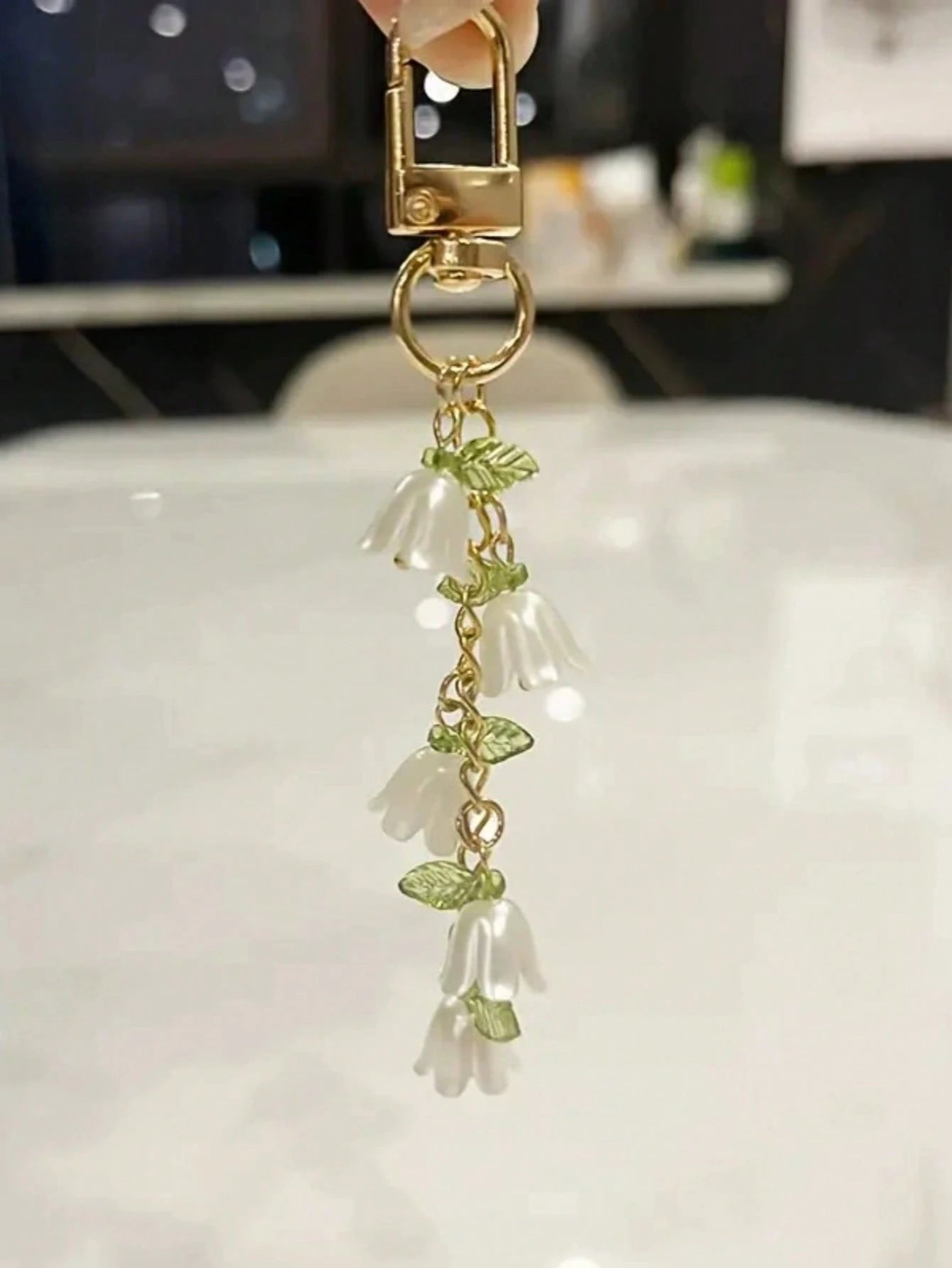 1pc/2pcs Women's Elegant Lily Of The Valley Keychain, Lily Of The Valley Beaded Pendant, Fresh Style Hanging Decoration Suitable For Bags, Backpacks And Car Key Fobs