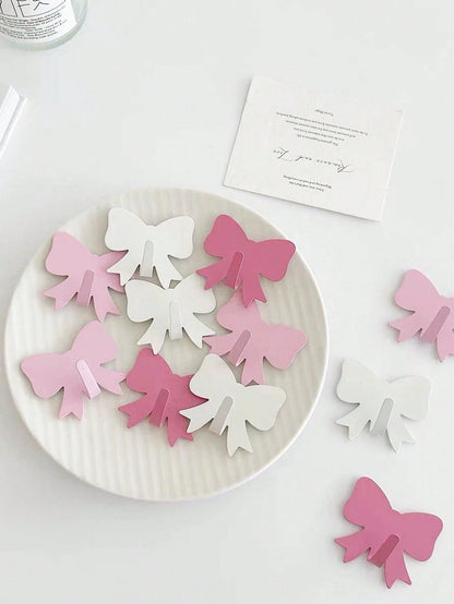 1pc/5pcs Heart-Shaped Adhesive Wall Hooks, No Drilling, Self-Adhesive, For Bedroom, Dorm, Keys Hanger