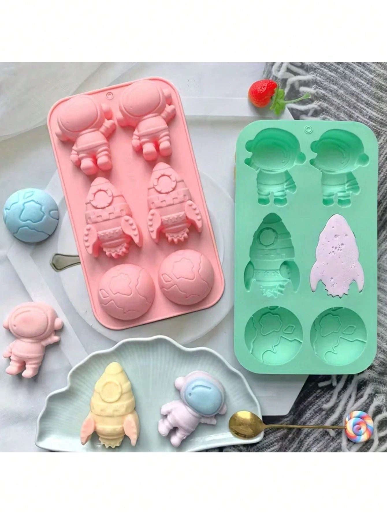 1pc 6-Cavity Silicone Rocket Astronaut Shaped Soap Mold, Epoxy Resin Mold, Candle Mold, Soap Mold, Clay Mold, Plaster Resin Crafting Mold, For DIY Decoration, Suitable For Halloween, Christmas And New