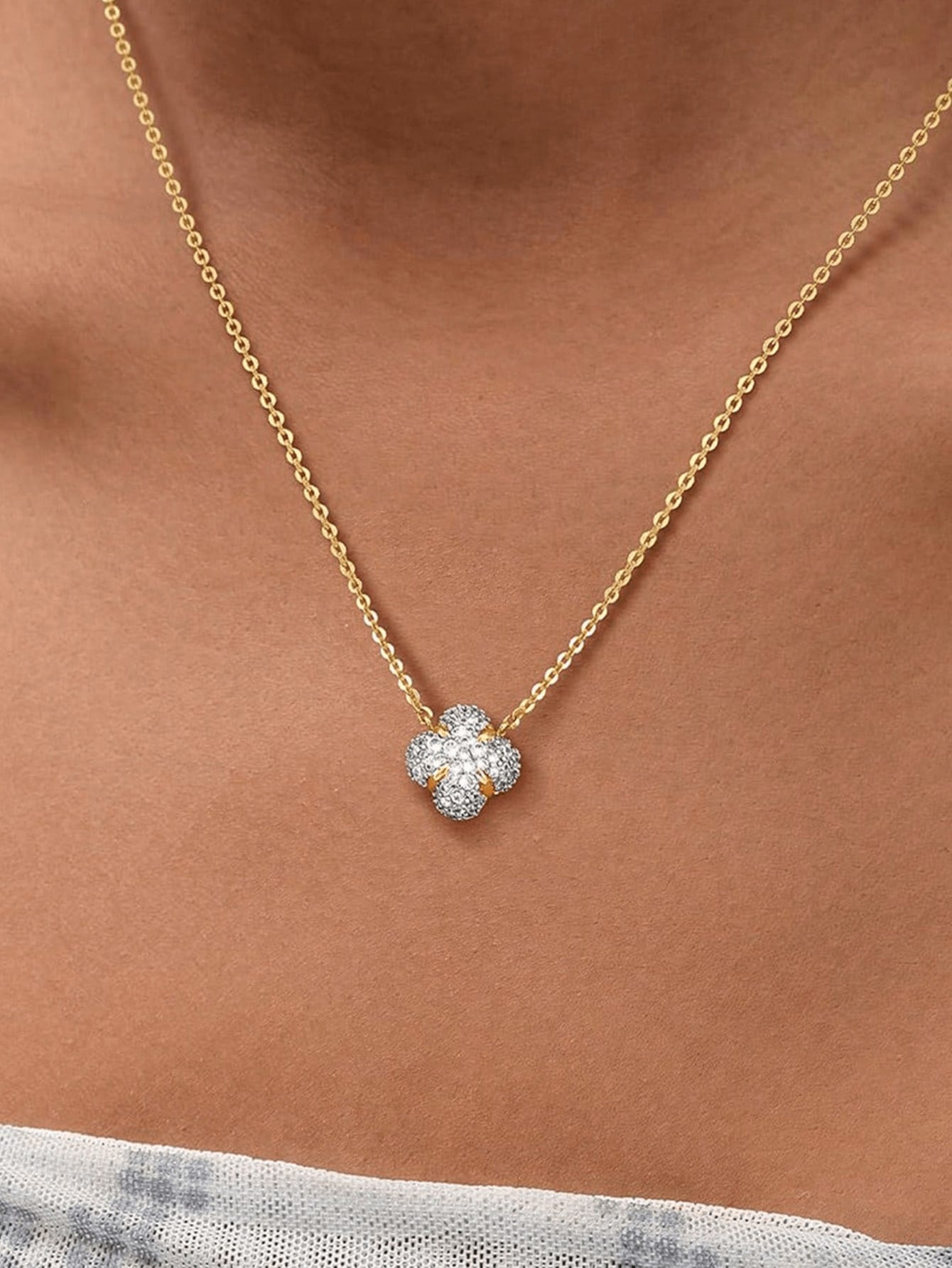 1pc 925 Sterling Silver Four-Leaf Clover Pendant Necklace, Suitable For Women To Wear On Holidays, Dates, Parties, Anniversaries, And Everyday