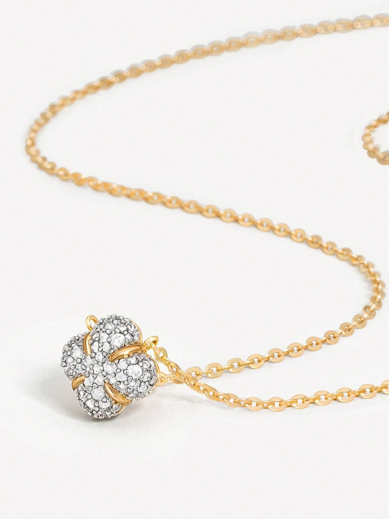 1pc 925 Sterling Silver Four-Leaf Clover Pendant Necklace, Suitable For Women To Wear On Holidays, Dates, Parties, Anniversaries, And Everyday