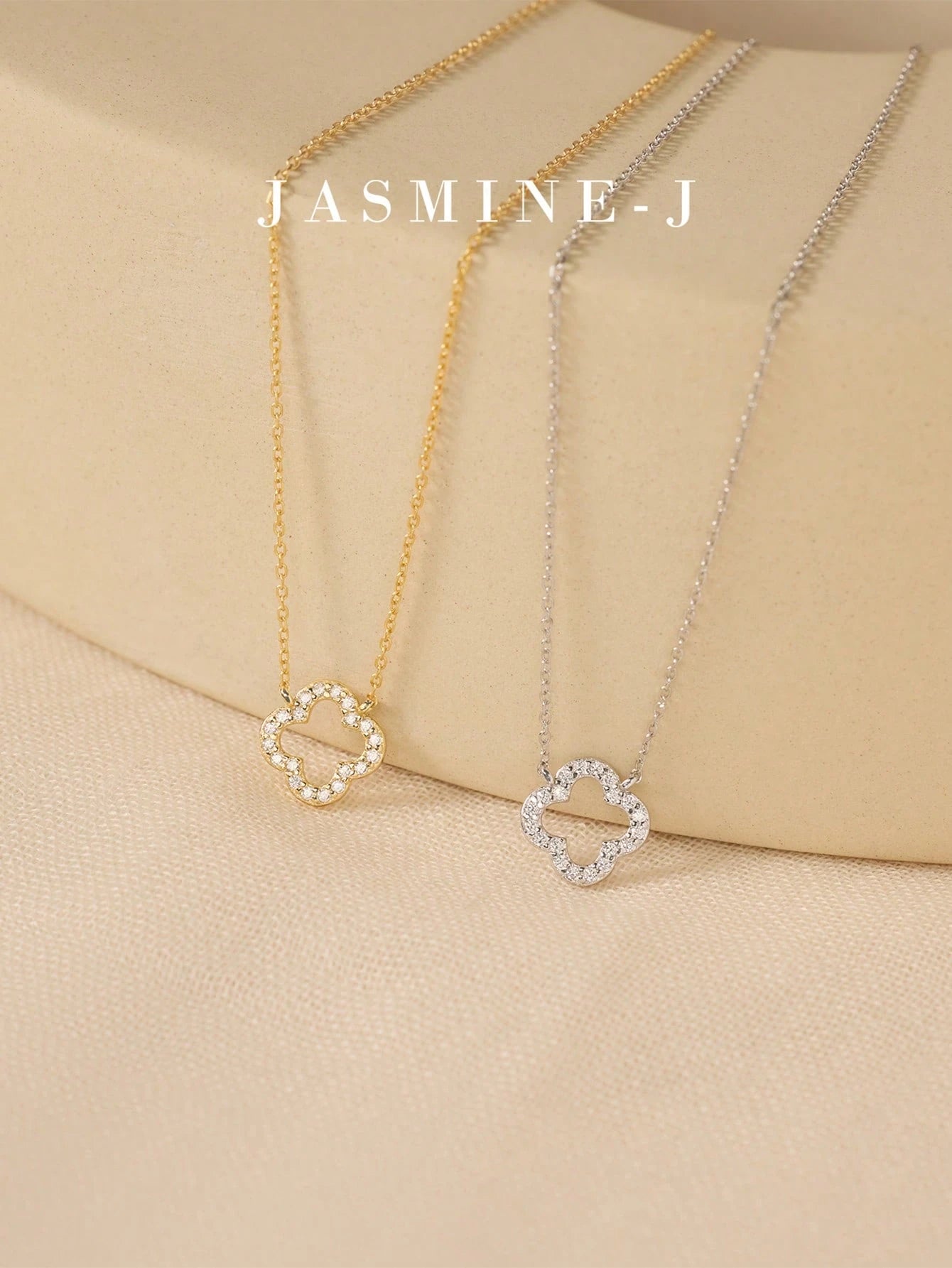 1pc 925 Sterling Silver Hollow Four-Leaf Clover Necklace, Inlaid With Diamonds, 14K Gold Plated, Low Allergy, Classic Minimalist Four-Leaf Clover Flower Necklace, Suitable For Women's Daily Wear, Perf
