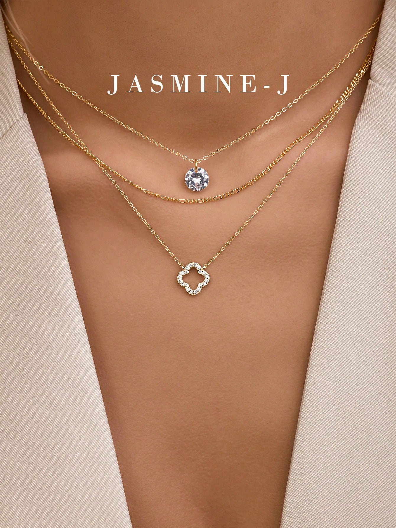 1pc 925 Sterling Silver Hollow Four-Leaf Clover Necklace, Inlaid With Diamonds, 14K Gold Plated, Low Allergy, Classic Minimalist Four-Leaf Clover Flower Necklace, Suitable For Women's Daily Wear, Perf