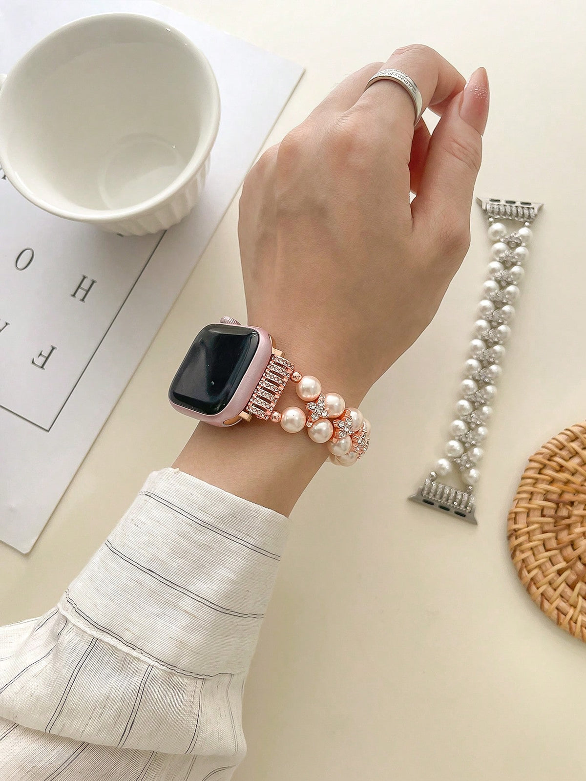 1pc Beaded Jewelry Double Row Pearl Inlaid Cubic Zirconia Compatible With Apple Watch 38/40/41/42/44/45/46/49/S10-42mm Women's Elastic Stretch Band- Simple Elegant Fashionable Bright Pearl Design- C