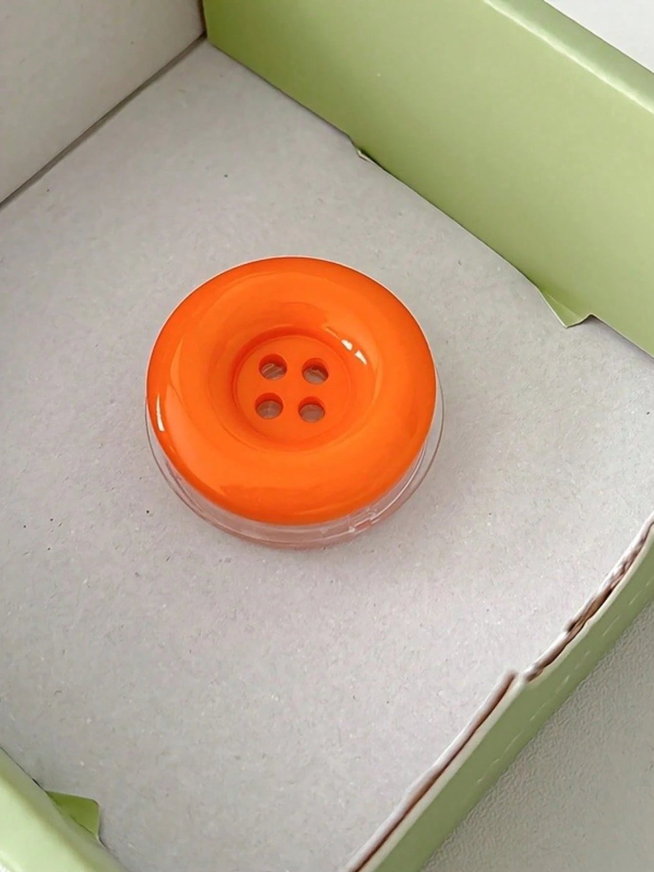 1pc Candy Color Button Air Cushion Phone Stand, Adhesive Retractable Slouchy Desktop Phone Holder, Collapsible Phone Stand
