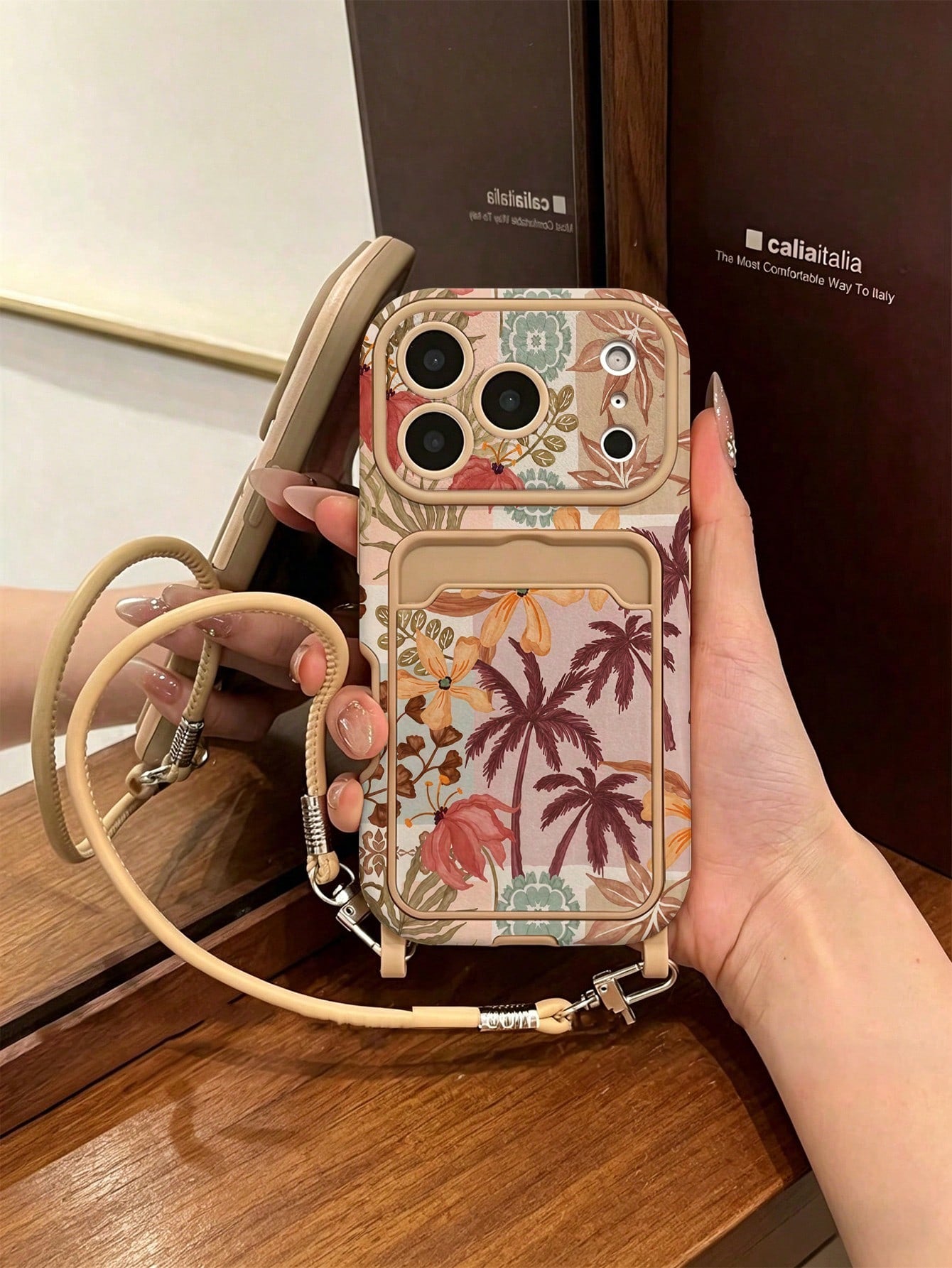 1pc Card Holder Lanyard Coconut Tree Painted Pattern PU Leather Classic Anti-Drop Soft Card Slot Short Lanyard Phone Case Compatible With Apple 17Pro/17/Air/17Promax/11/12/13/14/16 Pro Max/16 Pro/15 S