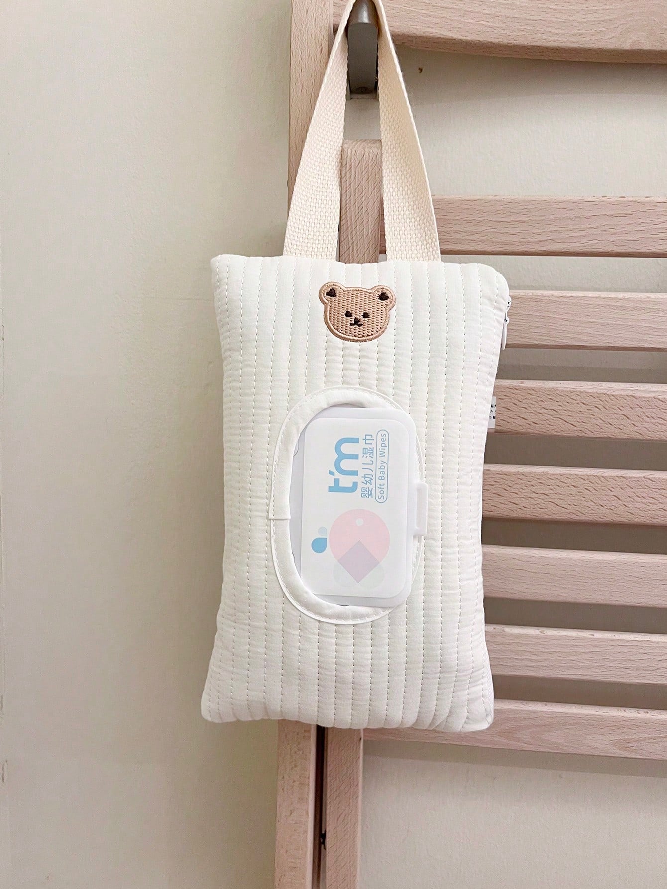 1pc Cartoon Bear Pattern Tissue Storage Bag For Car, Portable Handheld And Pull-Out Style Wet Wipes Organizer