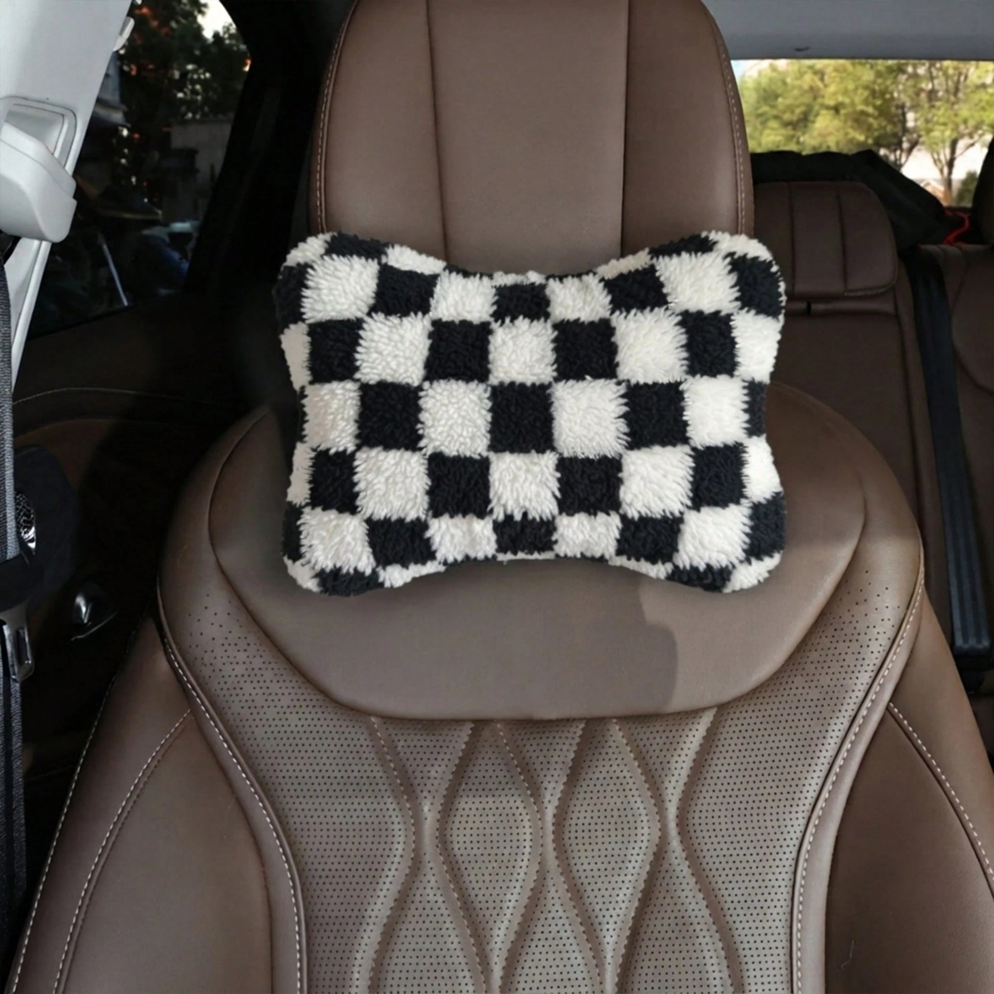 1pc Checkerboard Coral Fleece Headrest Shoulder Pillow, Soft Plush Car Neck Pillow, All-Season Use