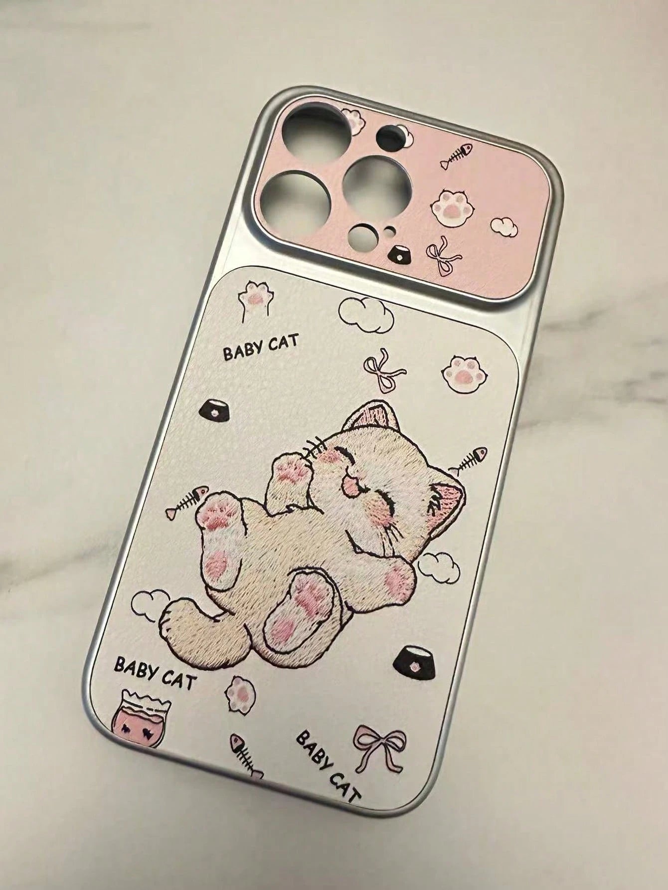 1pc Cute Cartoon Cat Embroidery Phone Case, Suitable For IPhone 15, 17 Pro Max, 14, 16 Pro, 16 Max, Unique And Stylish, Ideal For Women, Birthday, Mother's Day Gift