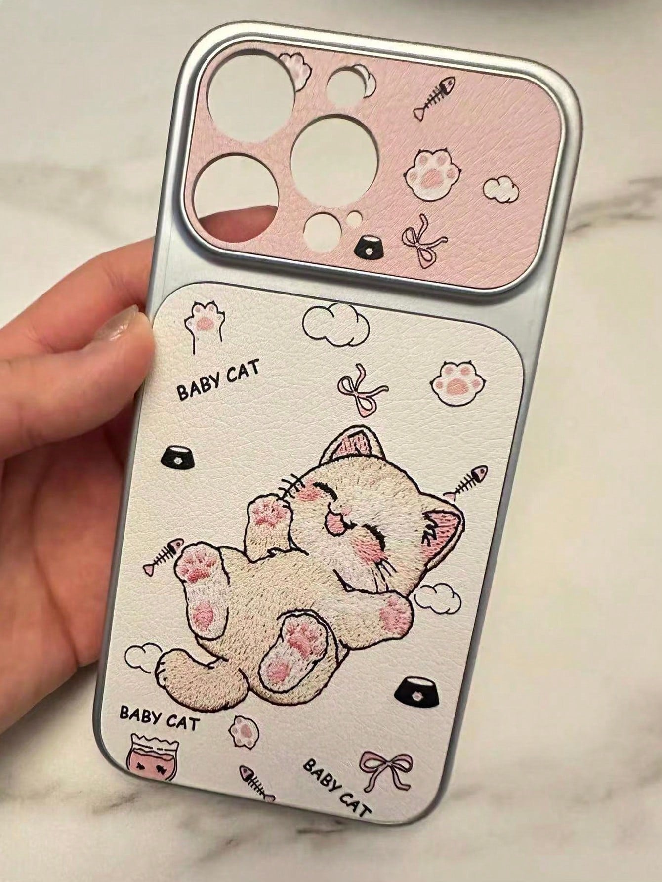 1pc Cute Cartoon Cat Embroidery Phone Case, Suitable For IPhone 15, 17 Pro Max, 14, 16 Pro, 16 Max, Unique And Stylish, Ideal For Women, Birthday, Mother's Day Gift