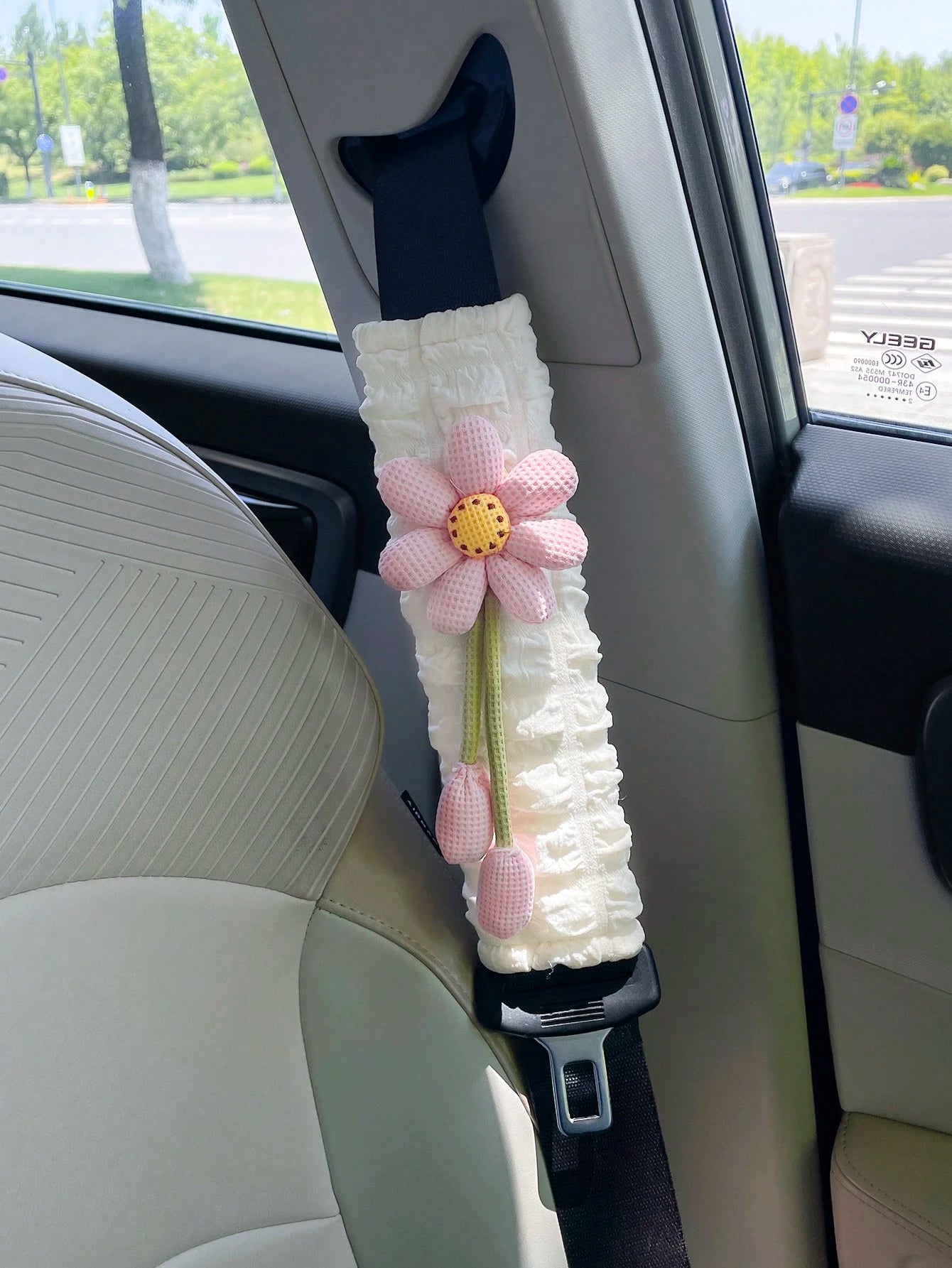 1pc Flower Car Seat Belt Shoulder Cover Cute Car Interior Safety Belt Anti-Choke Protective Sleeve Car Decor For Women