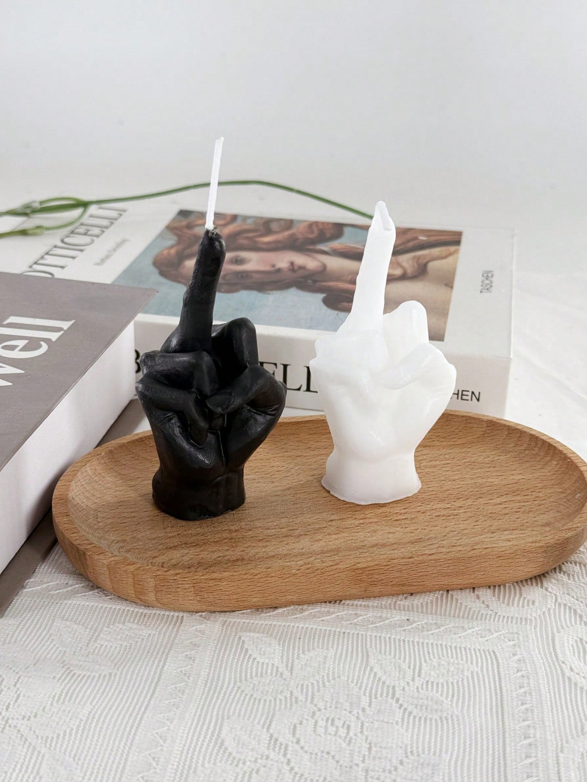 1pc Funny Shaped Scented Candle, Creative Rude Hand Gesture Candle, Novelty Home Decor, Gifts For Yoga, Holidays, Weddings, Mother's Day