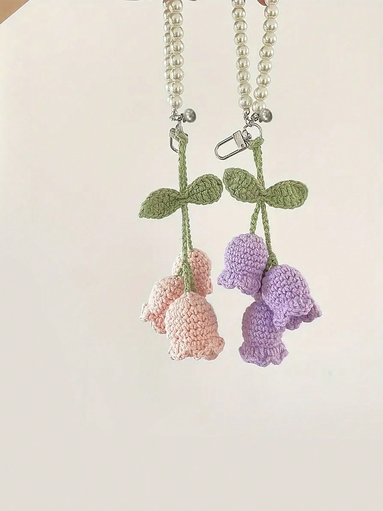 1pc Handmade Crochet Lily Of The Valley Keychain With Pearl Chain, Boho Style Bag Charm, Decorative Pendant For Backpacks Or Bags, Unique Birthday Gift Or Party Favor, 22cm (8.66 Inches) Length, Flora