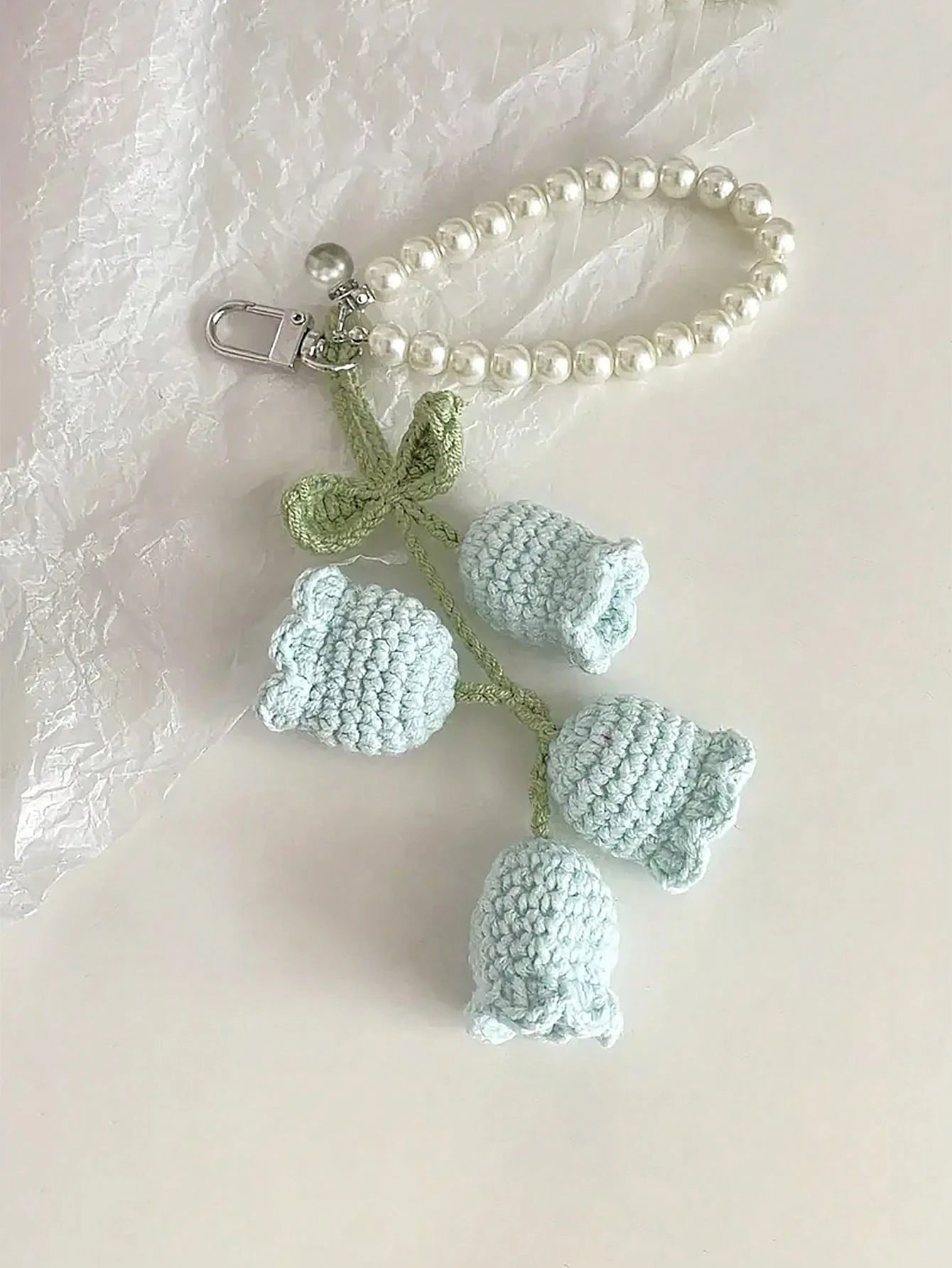 1pc Handmade Crochet Lily Of The Valley Keychain With Pearl Chain, Boho Style Bag Charm, Decorative Pendant For Backpacks Or Bags, Unique Birthday Gift Or Party Favor, 22cm (8.66 Inches) Length, Flora