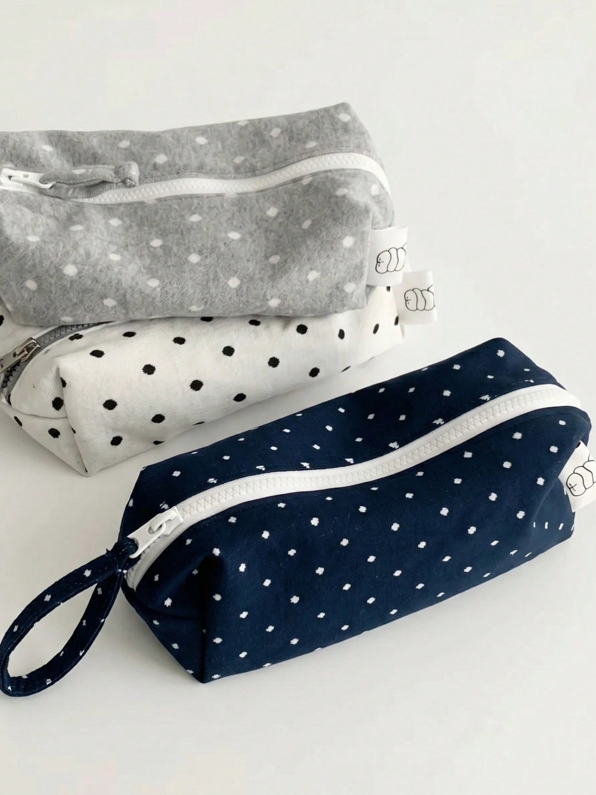 1pc Large Capacity Polka Dot Stationery Bag & Cosmetic Pouch: Korean Style Pencil Case| Minimalist Portable For Girls, Back To School