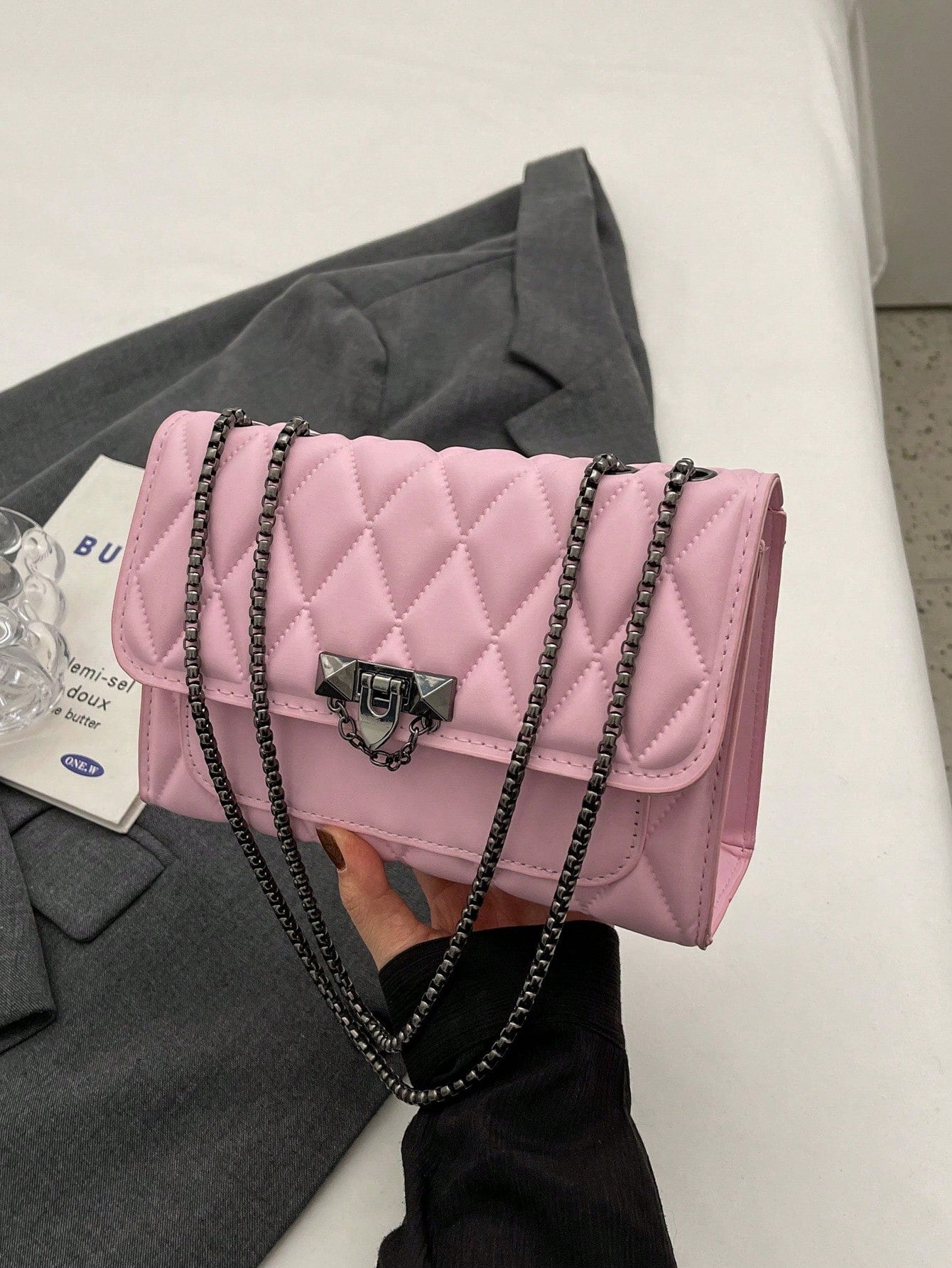 1pc Minimalist Fashion Concave Diamond-Shaped Square Bag, Flap Lock Metal Chain Shoulder Bag, Suitable For Women's Casual Daily Use