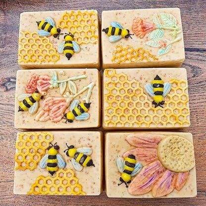 1pc Multi-Style Honeycomb Silicone Mold, Honeycomb Handmade Soap Mold, Insect Bee Theme DIY Craft 3D Art Relief Mold, Handmade Soap Mold, Candle Mold, Aromatherapy Plaster Mold, Epoxy Resin Mold